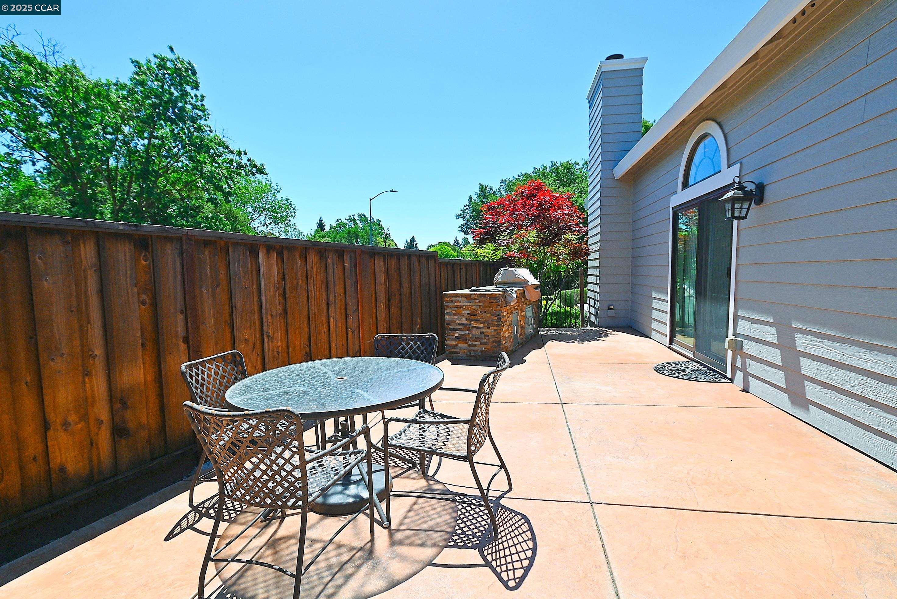 Detail Gallery Image 34 of 37 For 800 Beaver Creek Ct, San Ramon,  CA 94582 - 4 Beds | 2/1 Baths