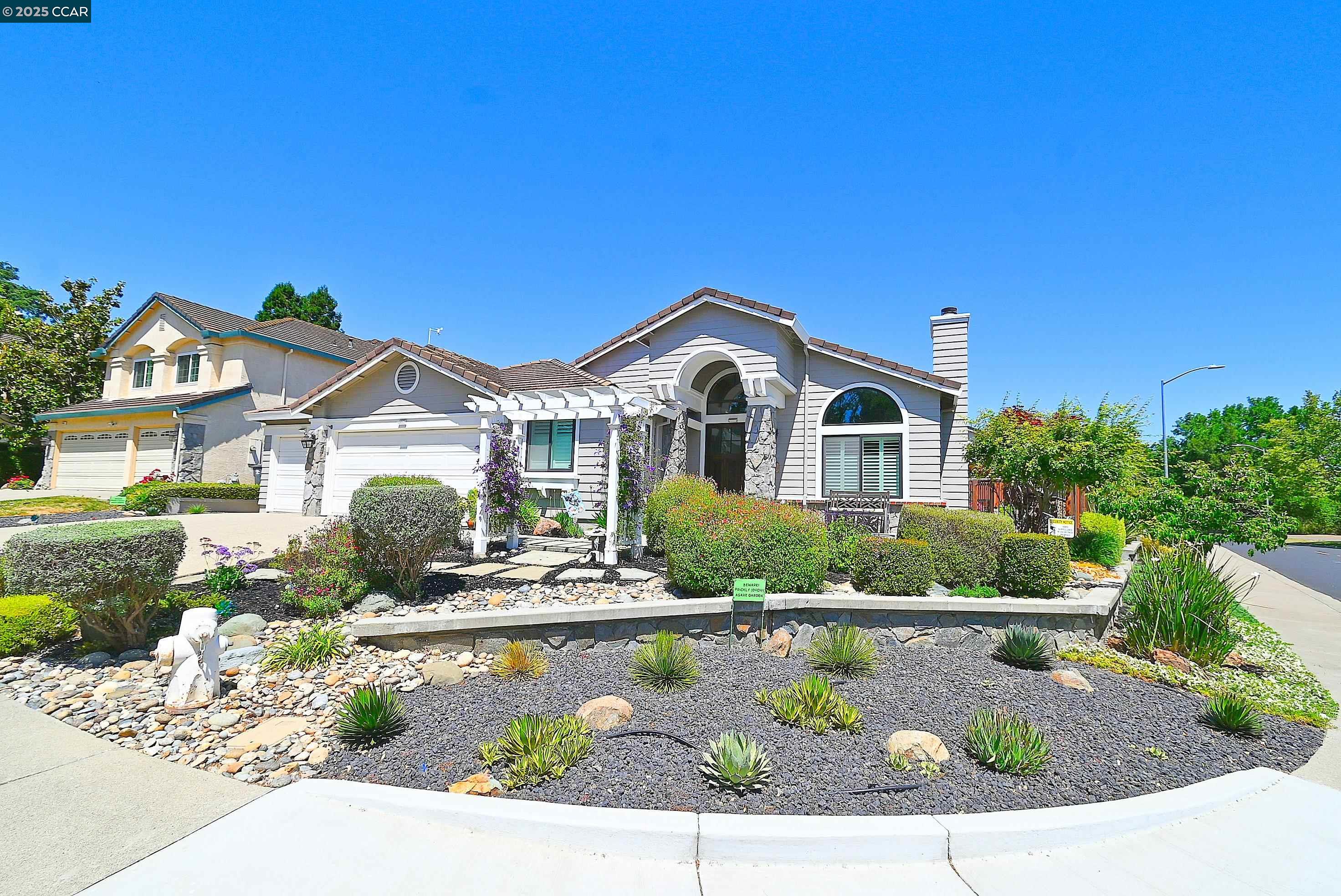Detail Gallery Image 35 of 37 For 800 Beaver Creek Ct, San Ramon,  CA 94582 - 4 Beds | 2/1 Baths