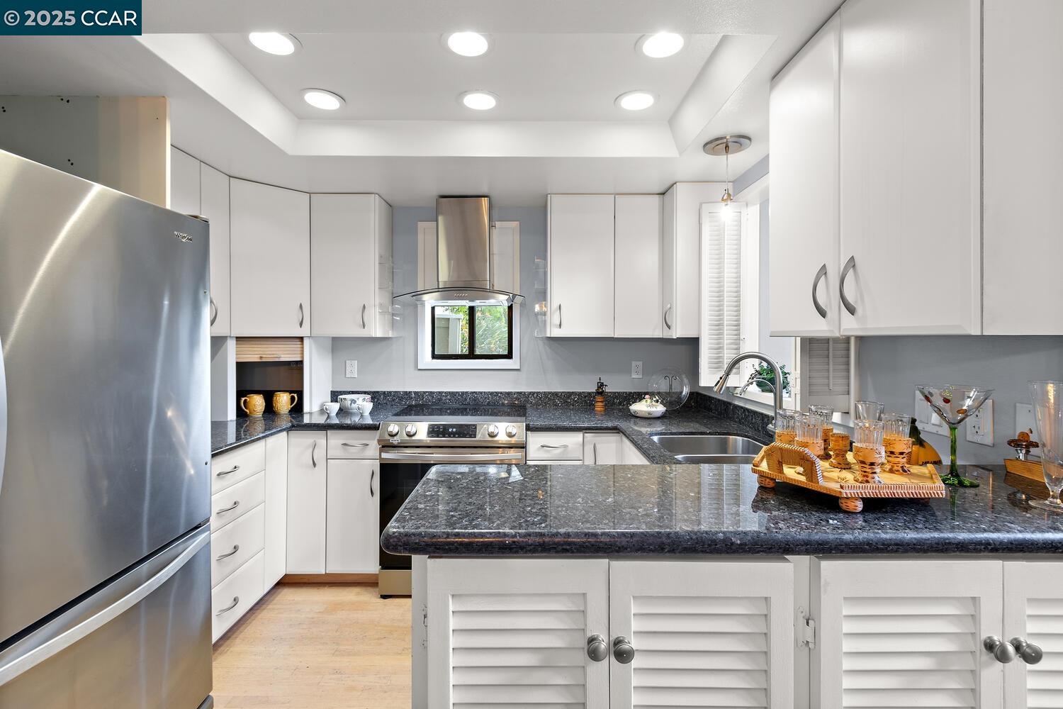 Photo #2: 41098509 Listing 