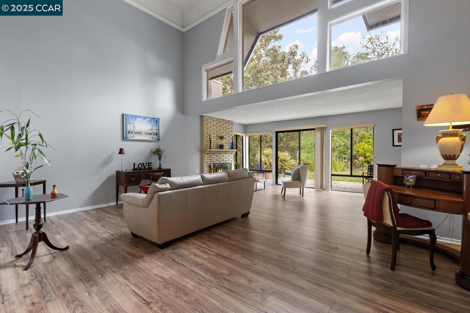 Detail Gallery Image 3 of 54 For 1244 Singingwood Ct. #1,  Walnut Creek,  CA 94595 - 2 Beds | 2 Baths