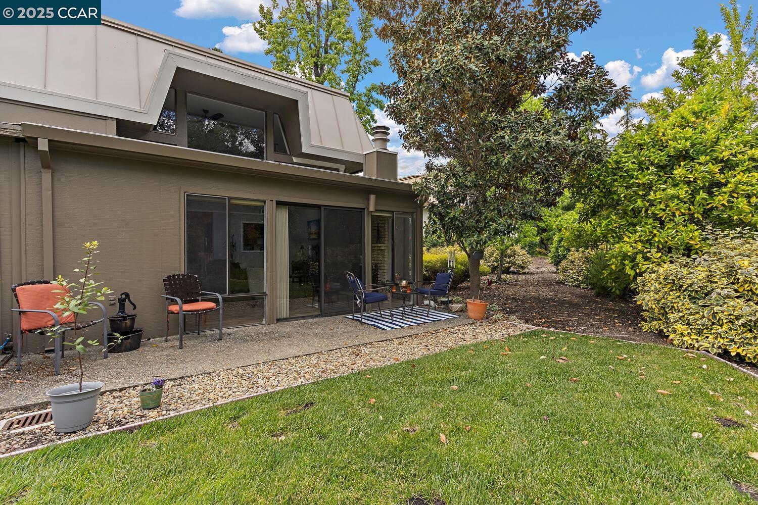 Detail Gallery Image 32 of 54 For 1244 Singingwood Ct. #1,  Walnut Creek,  CA 94595 - 2 Beds | 2 Baths