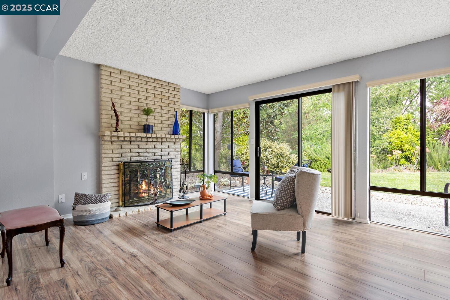 Detail Gallery Image 6 of 47 For 1244 Singingwood Ct. #1,  Walnut Creek,  CA 94595 - 2 Beds | 2 Baths