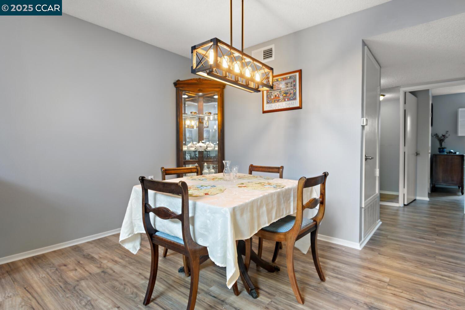 Detail Gallery Image 9 of 54 For 1244 Singingwood Ct. #1,  Walnut Creek,  CA 94595 - 2 Beds | 2 Baths