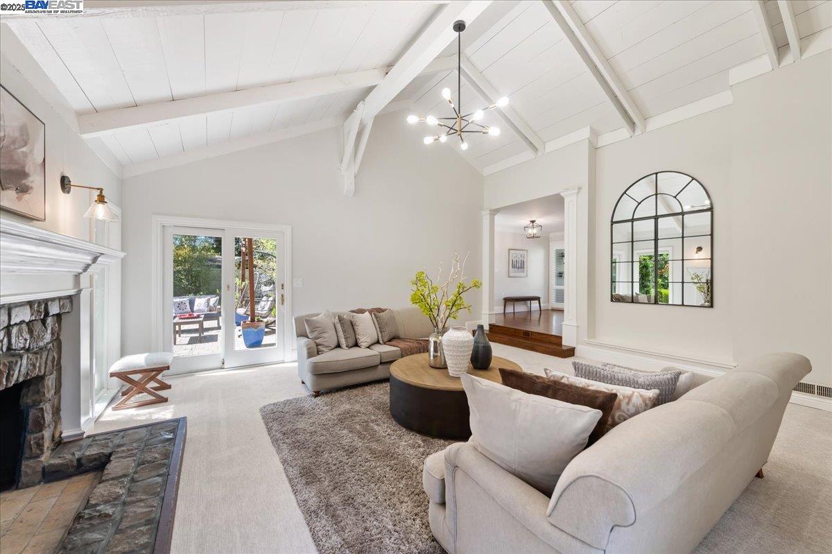 Detail Gallery Image 8 of 40 For 526 Morninghome Road, Danville,  CA 94526 - 4 Beds | 2 Baths