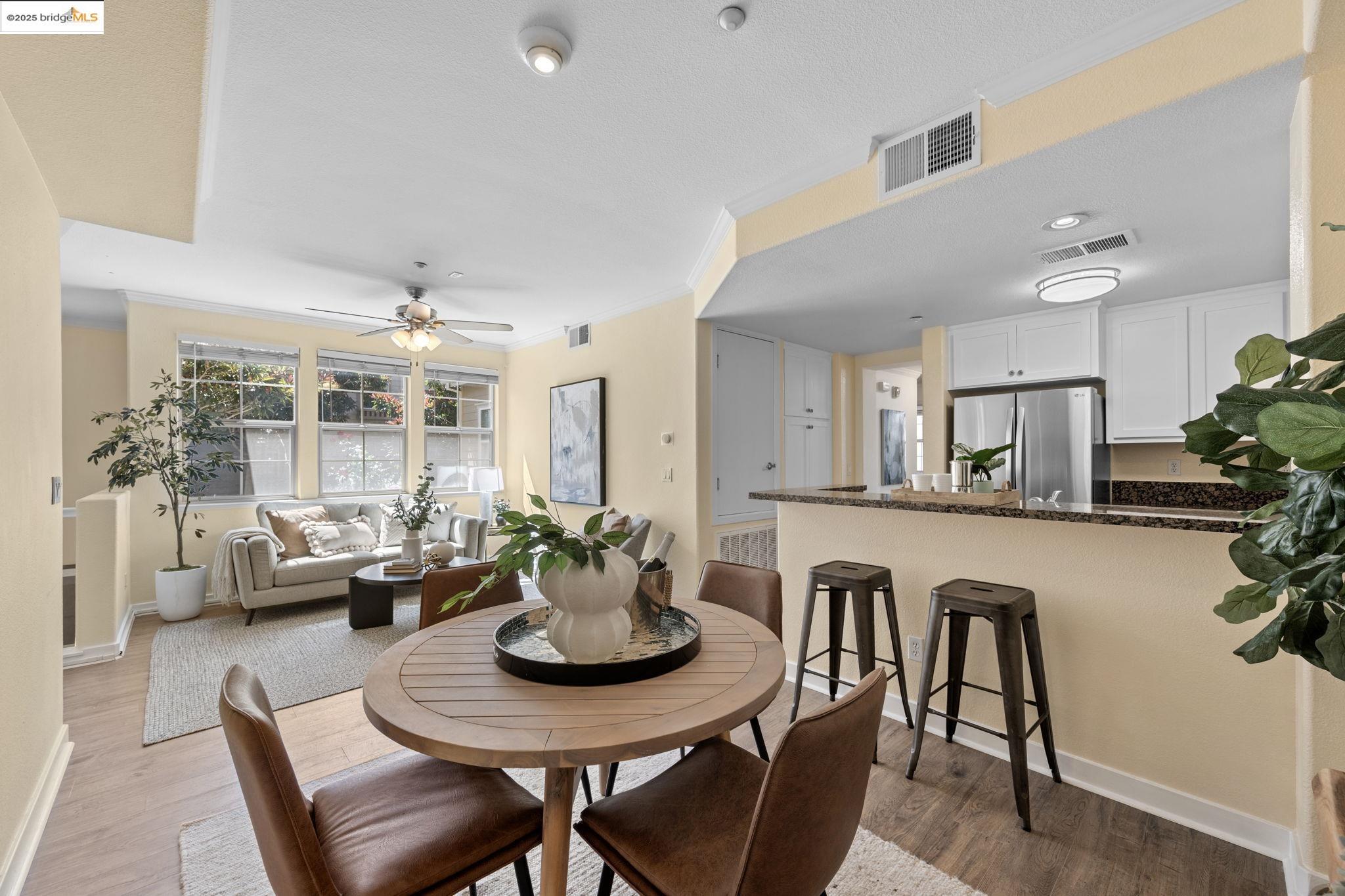 Detail Gallery Image 12 of 60 For 6132 Old Quarry Loop, Oakland,  CA 94605 - 2 Beds | 2 Baths