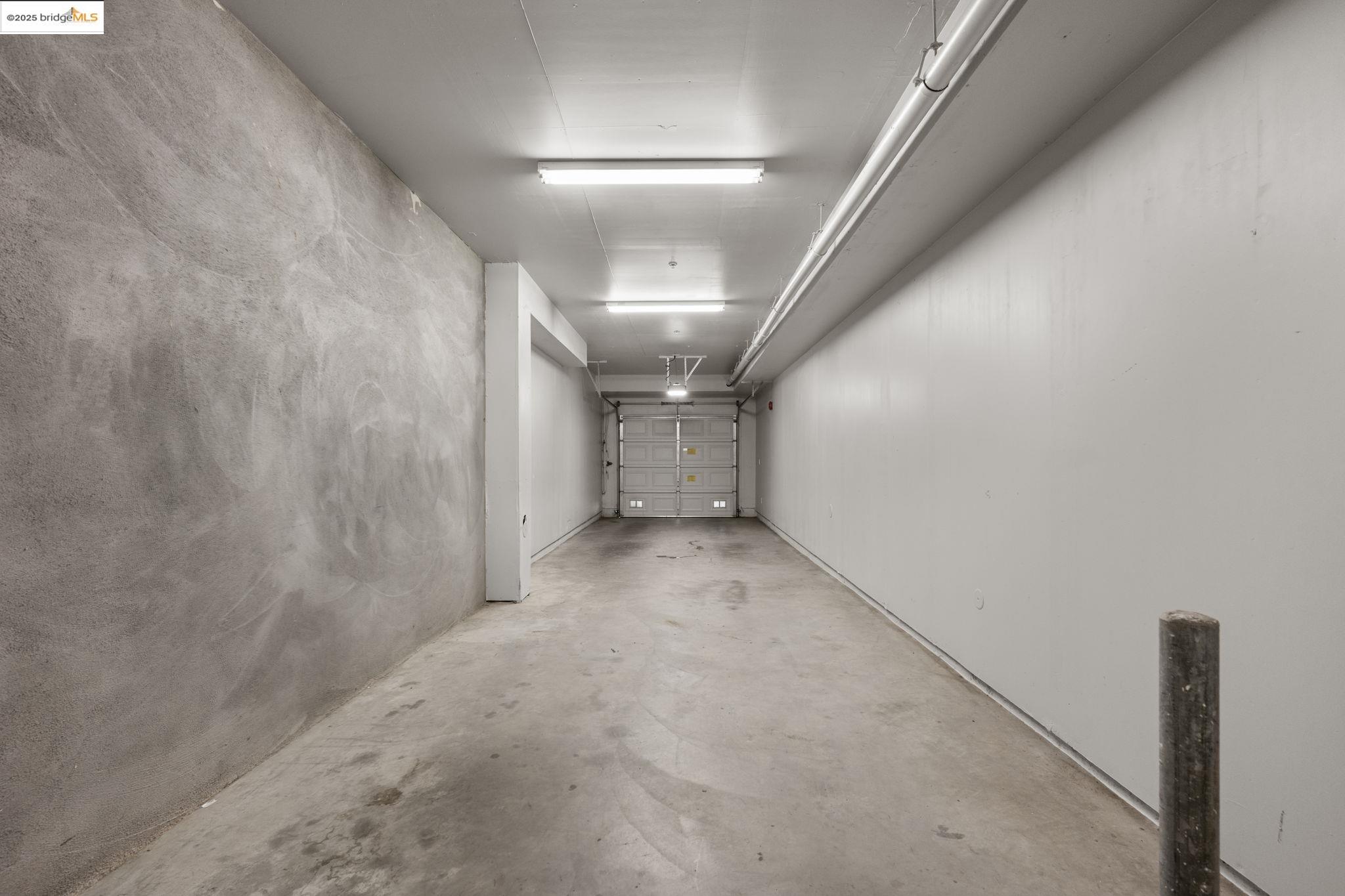 Detail Gallery Image 35 of 60 For 6132 Old Quarry Loop, Oakland,  CA 94605 - 2 Beds | 2 Baths