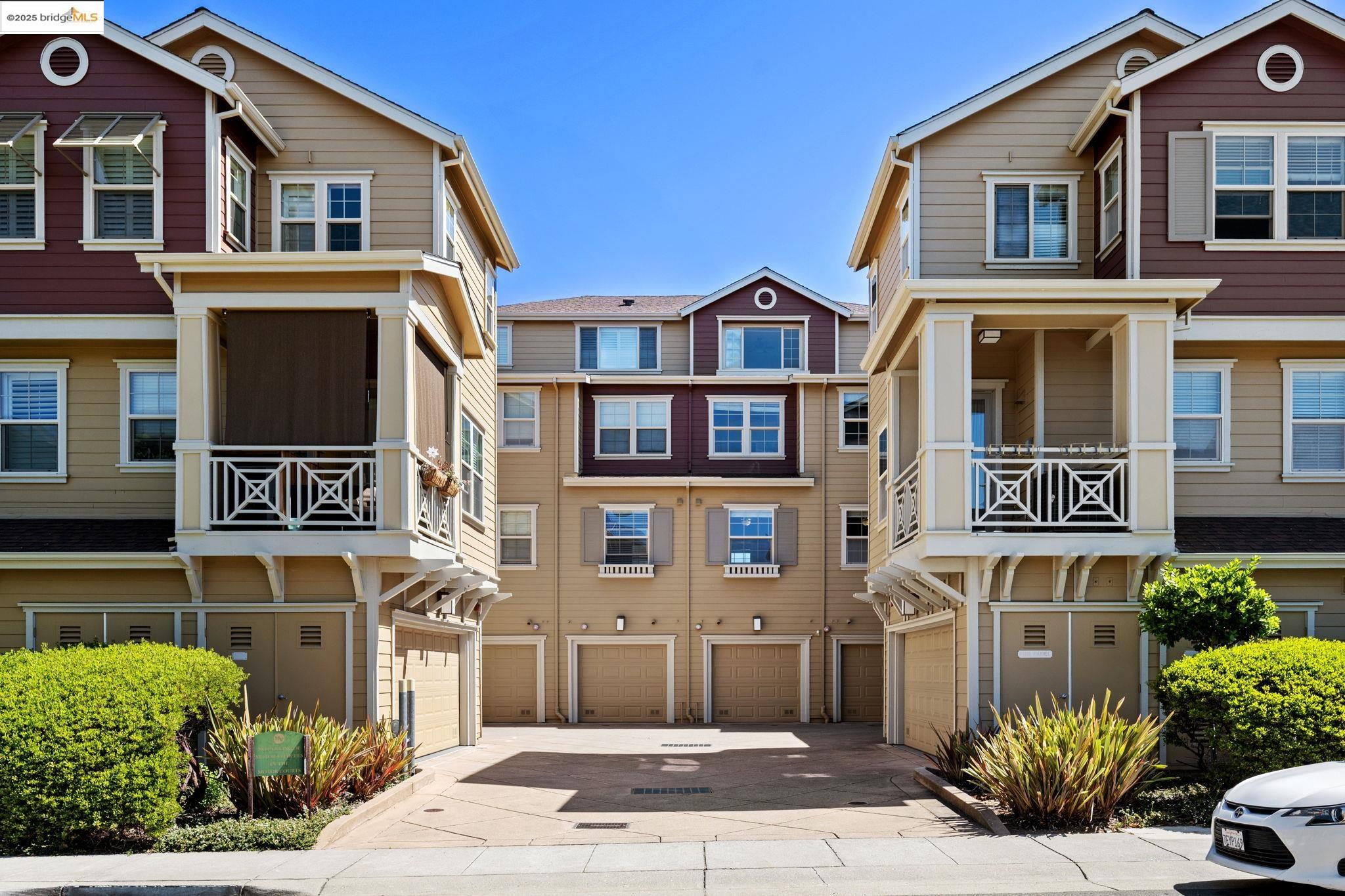 Detail Gallery Image 40 of 60 For 6132 Old Quarry Loop, Oakland,  CA 94605 - 2 Beds | 2 Baths