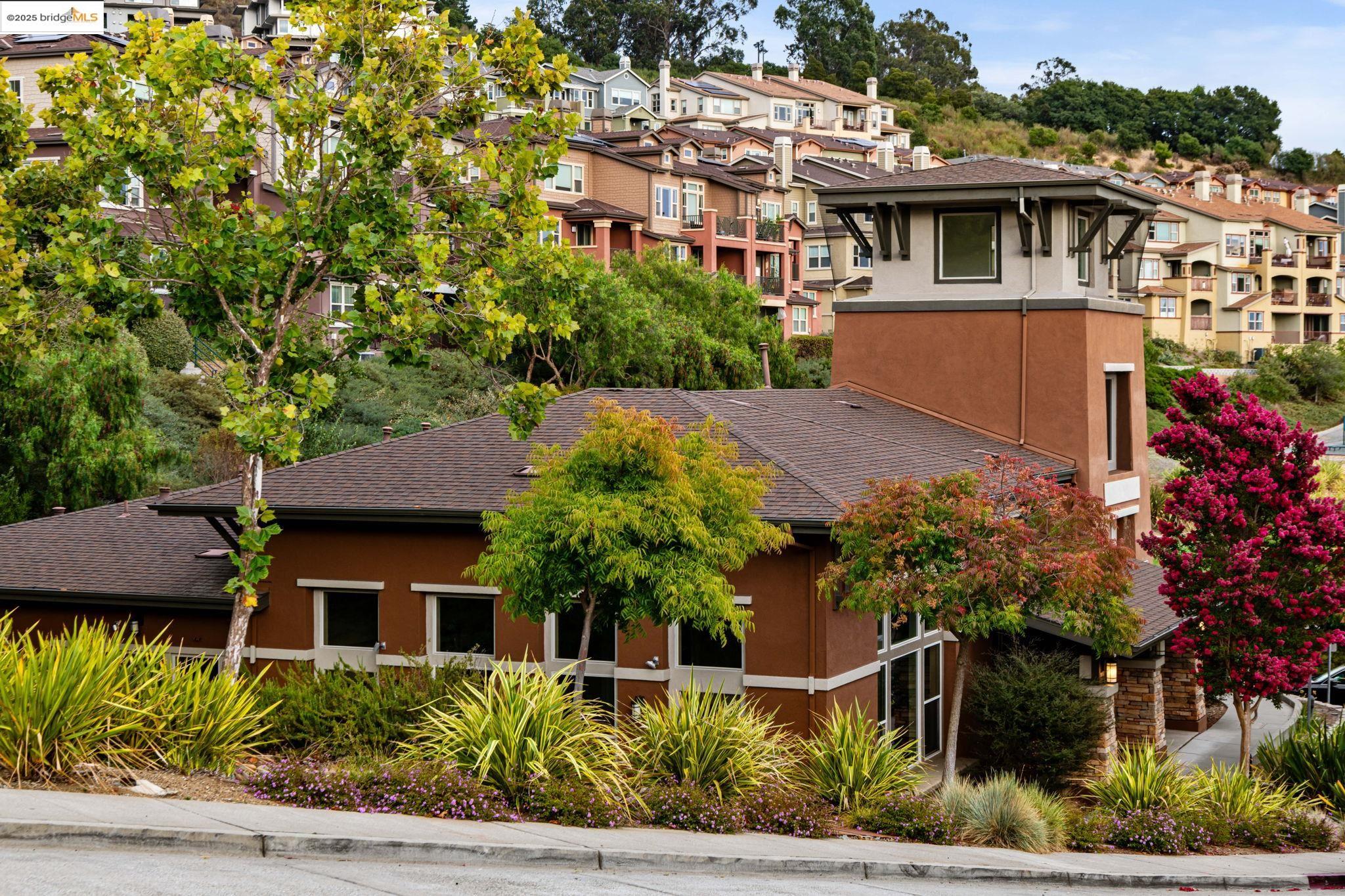 Detail Gallery Image 47 of 60 For 6132 Old Quarry Loop, Oakland,  CA 94605 - 2 Beds | 2 Baths