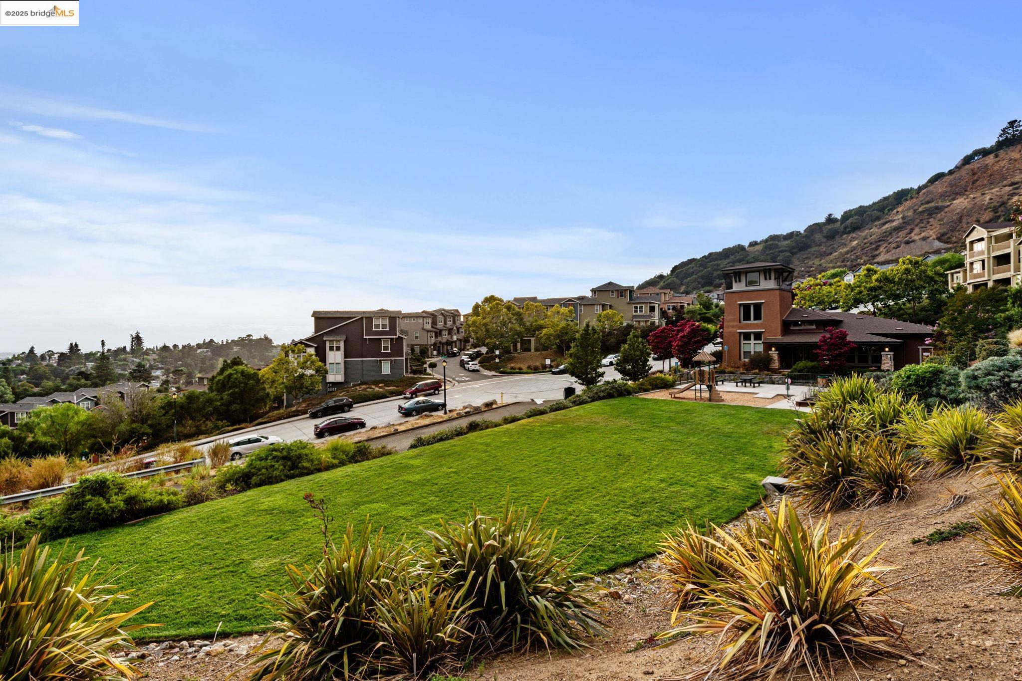 Detail Gallery Image 50 of 60 For 6132 Old Quarry Loop, Oakland,  CA 94605 - 2 Beds | 2 Baths