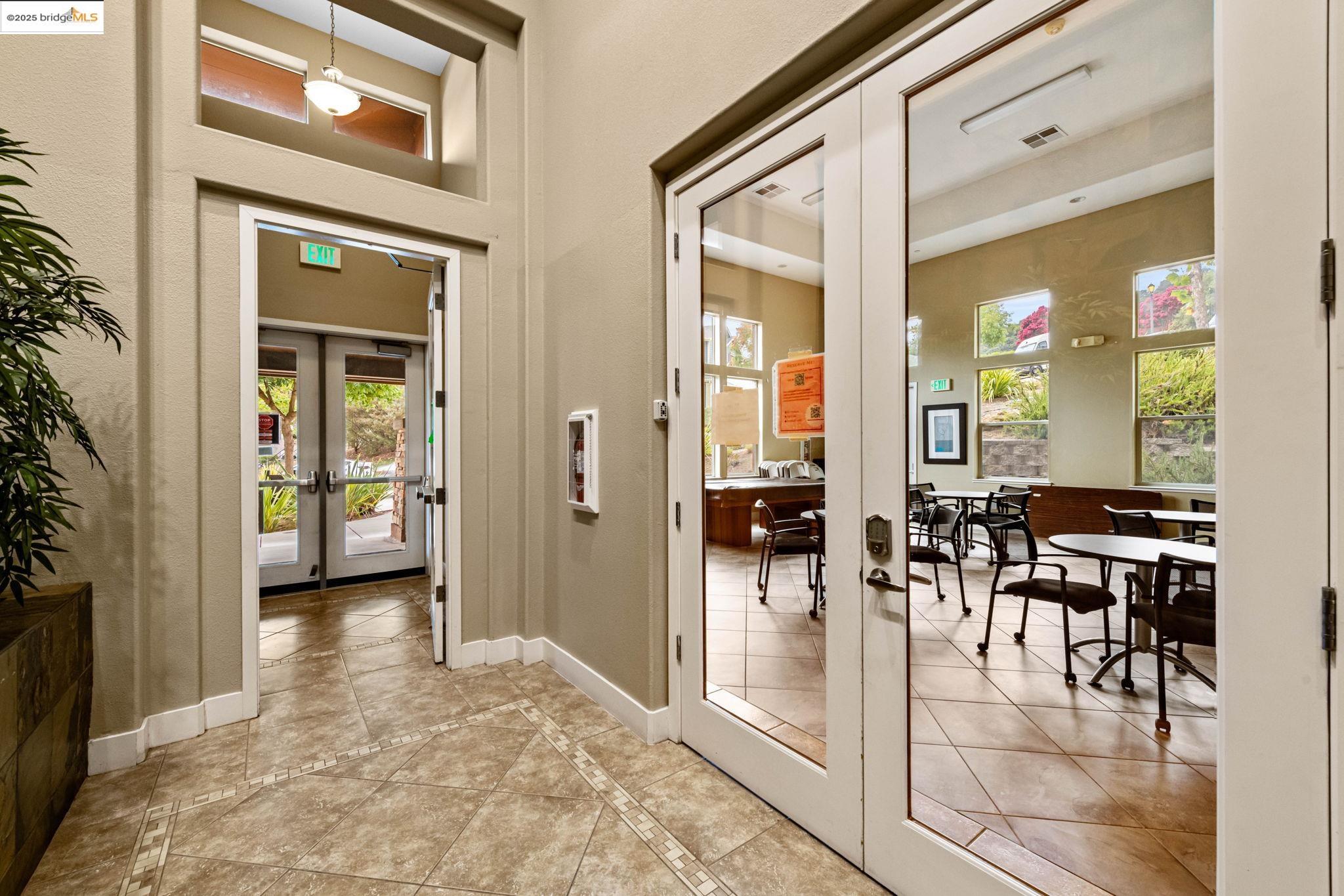 Detail Gallery Image 51 of 60 For 6132 Old Quarry Loop, Oakland,  CA 94605 - 2 Beds | 2 Baths
