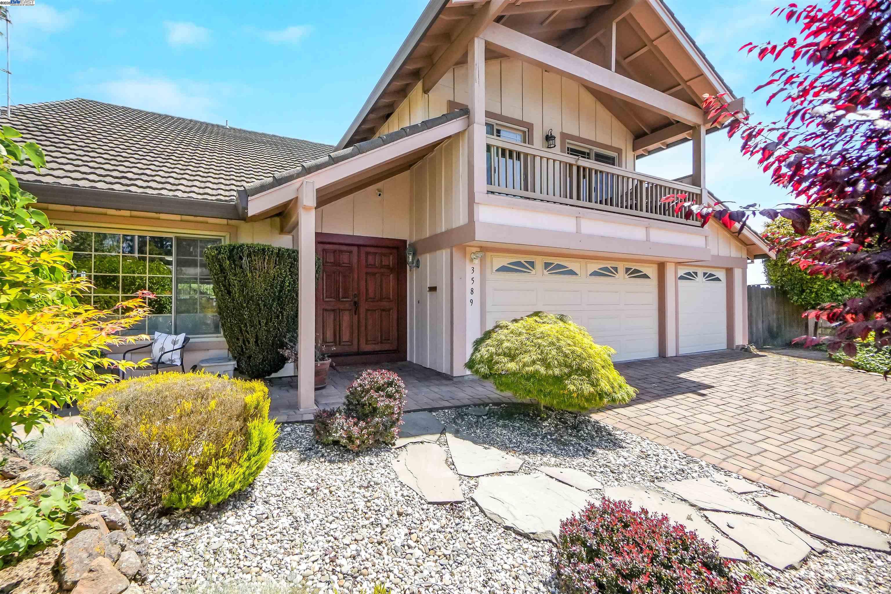 Detail Gallery Image 3 of 50 For 3589 Sentinel Ct, Hayward,  CA 94542 - 4 Beds | 3 Baths
