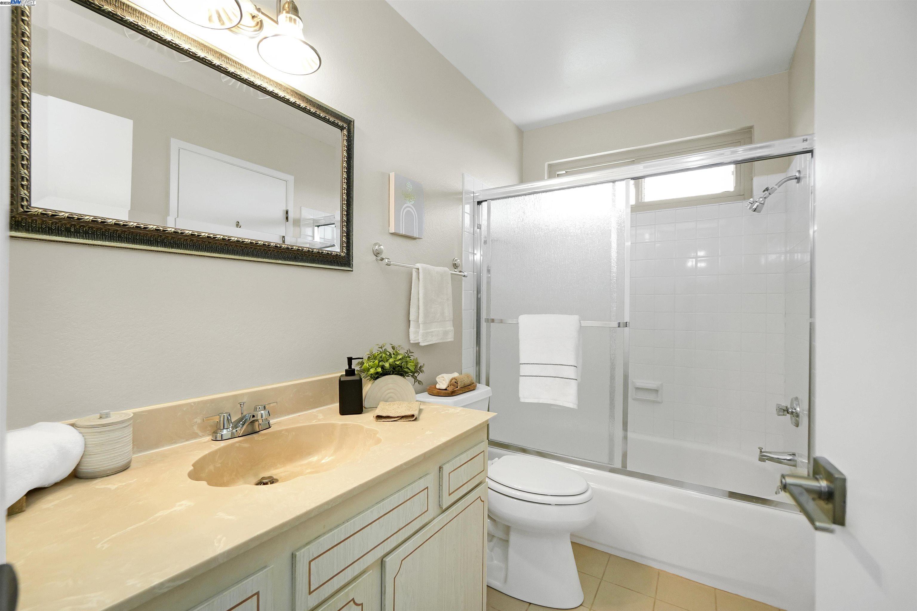 Detail Gallery Image 30 of 50 For 3589 Sentinel Ct, Hayward,  CA 94542 - 4 Beds | 3 Baths