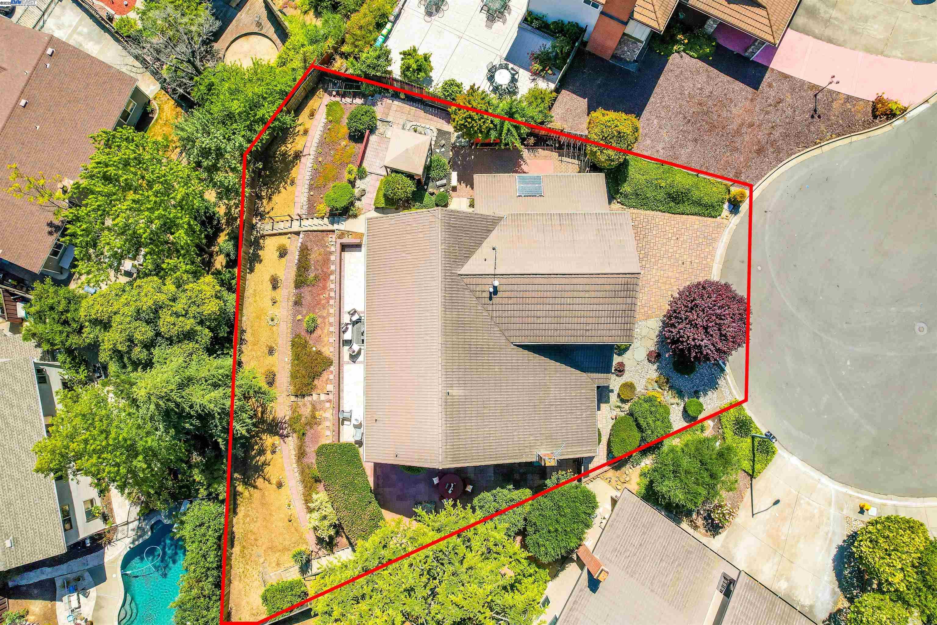 Detail Gallery Image 45 of 50 For 3589 Sentinel Ct, Hayward,  CA 94542 - 4 Beds | 3 Baths