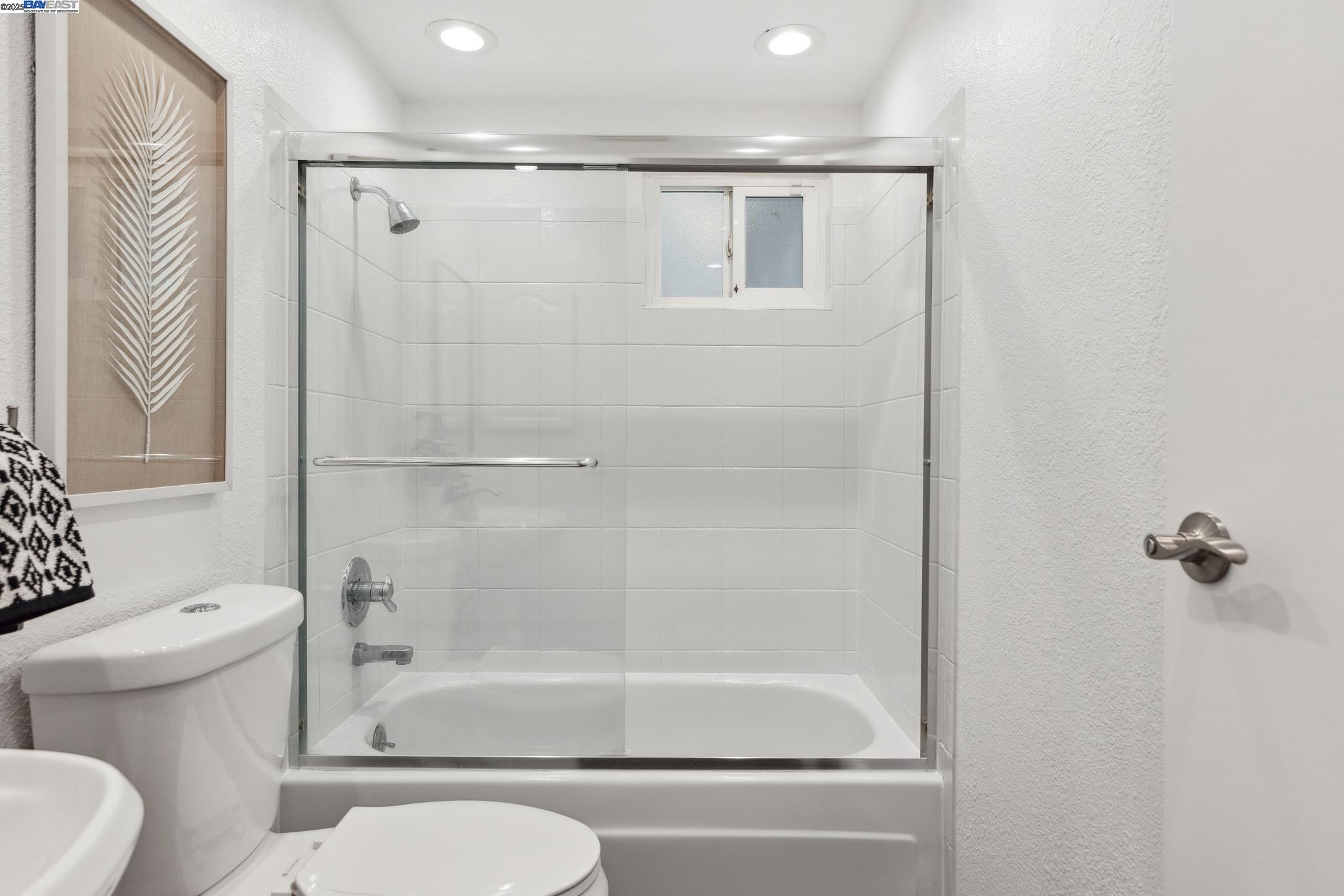 Detail Gallery Image 35 of 42 For 7391 Hansen Dr, Dublin,  CA 94568 - 3 Beds | 2 Baths