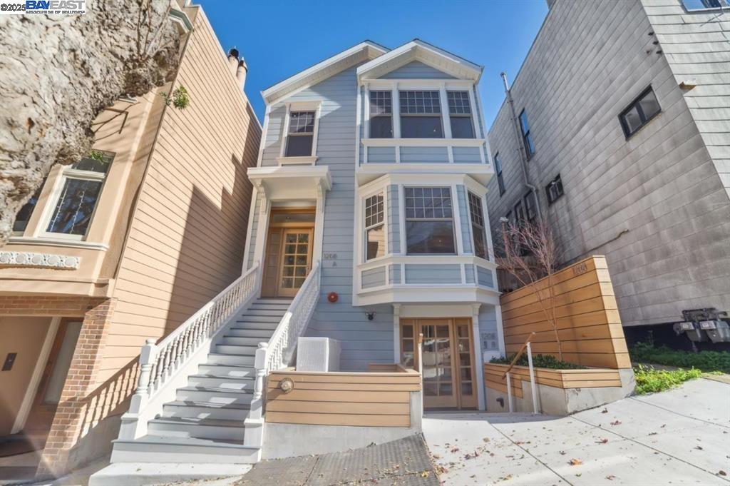 Detail Gallery Image 1 of 41 For 1208 Stanyan St, San Francisco,  CA 94117 - – Beds | – Baths