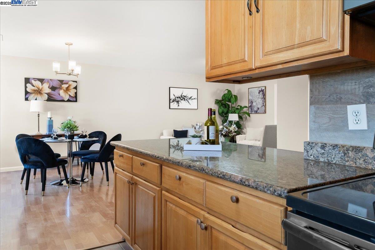 Detail Gallery Image 8 of 21 For 35173 Windermere Dr, Newark,  CA 94560 - 3 Beds | 1 Baths