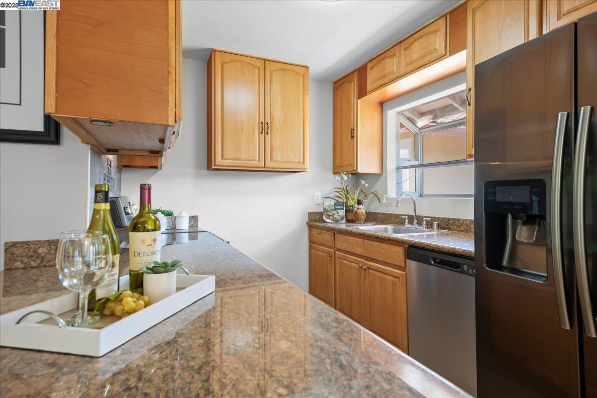 Detail Gallery Image 9 of 21 For 35173 Windermere Dr, Newark,  CA 94560 - 3 Beds | 1 Baths
