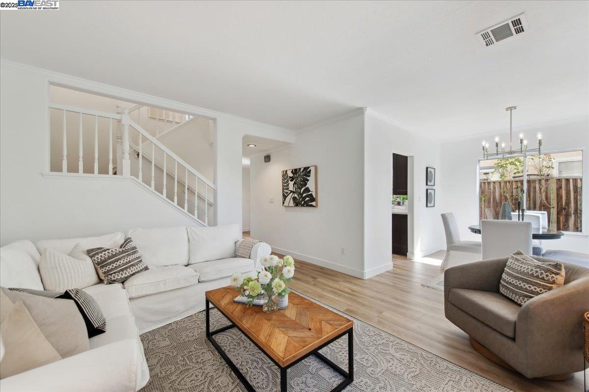 Detail Gallery Image 13 of 28 For 4149 Garibaldi Pl, Pleasanton,  CA 94566 - 3 Beds | 2/1 Baths