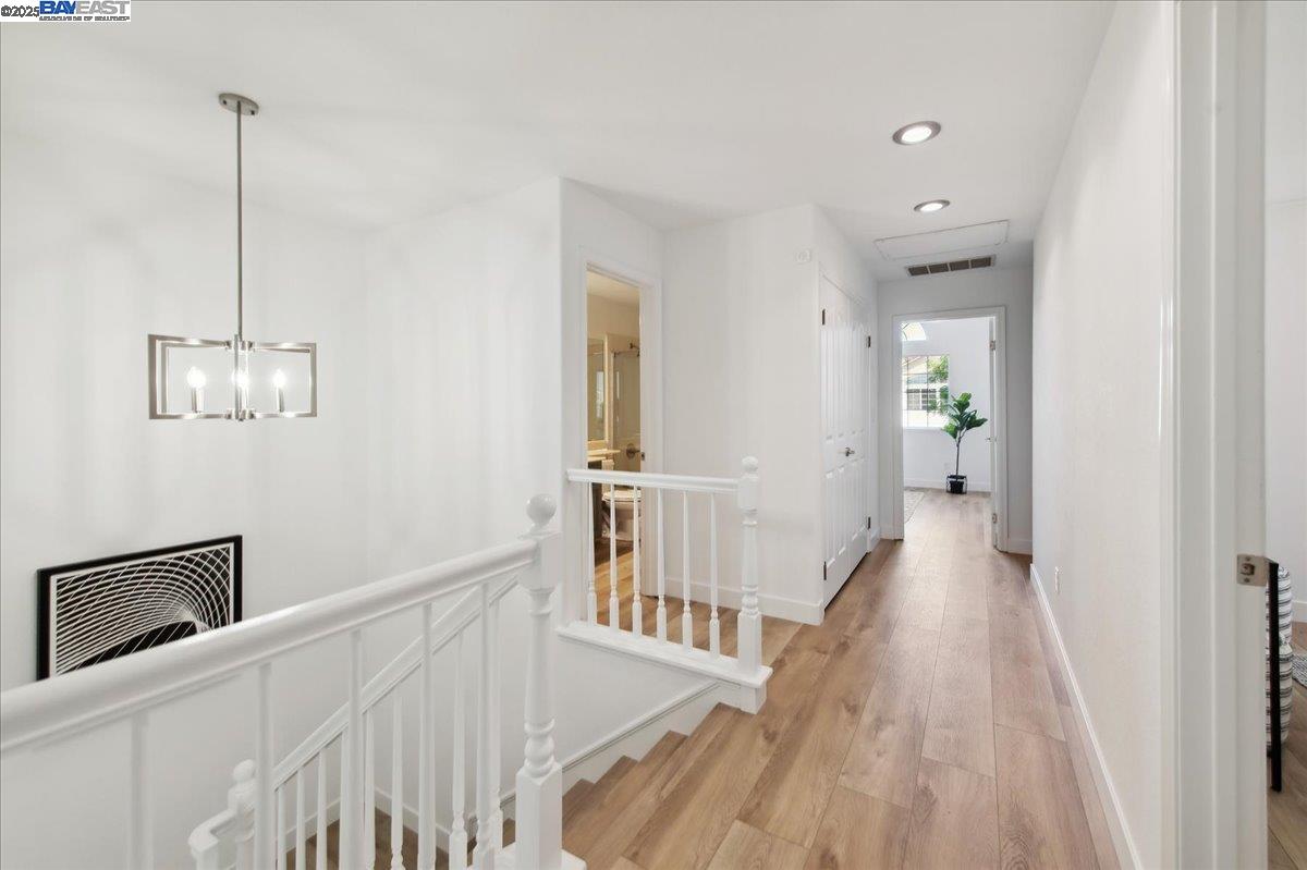 Detail Gallery Image 14 of 28 For 4149 Garibaldi Pl, Pleasanton,  CA 94566 - 3 Beds | 2/1 Baths