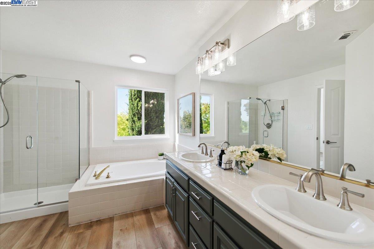 Detail Gallery Image 18 of 28 For 4149 Garibaldi Pl, Pleasanton,  CA 94566 - 3 Beds | 2/1 Baths
