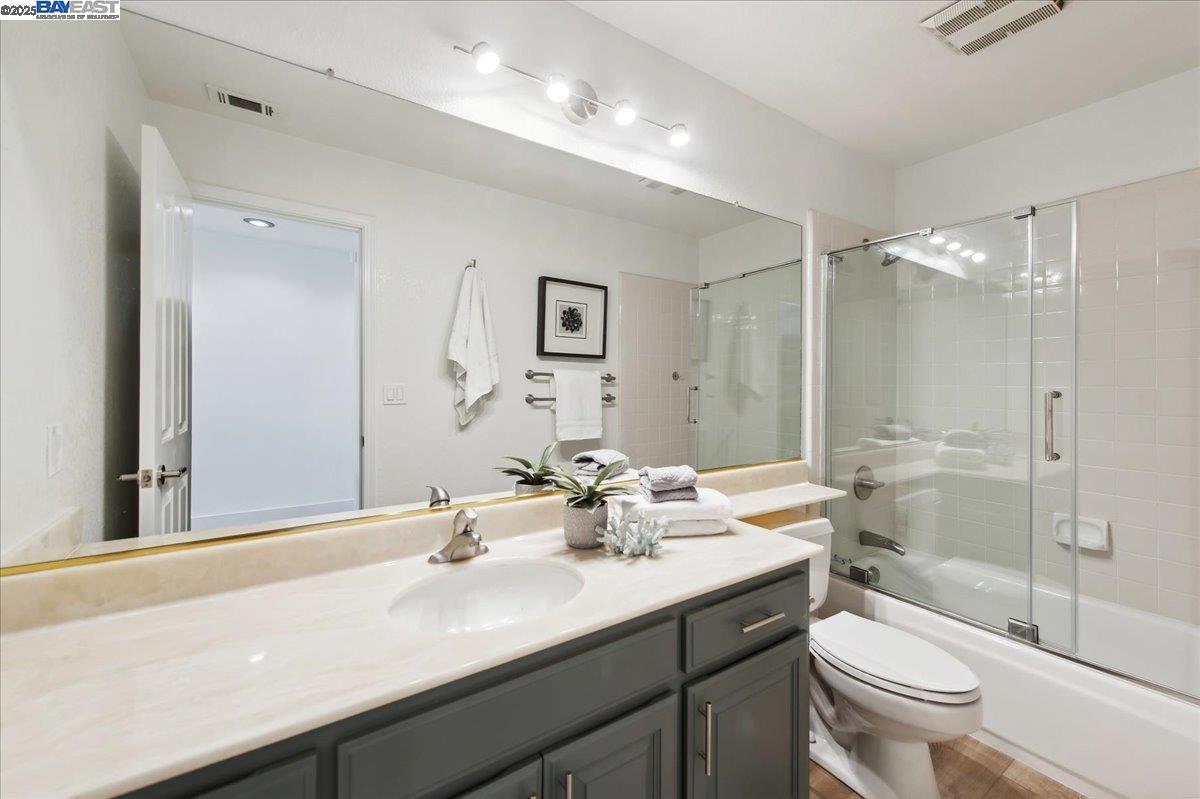 Detail Gallery Image 24 of 28 For 4149 Garibaldi Pl, Pleasanton,  CA 94566 - 3 Beds | 2/1 Baths