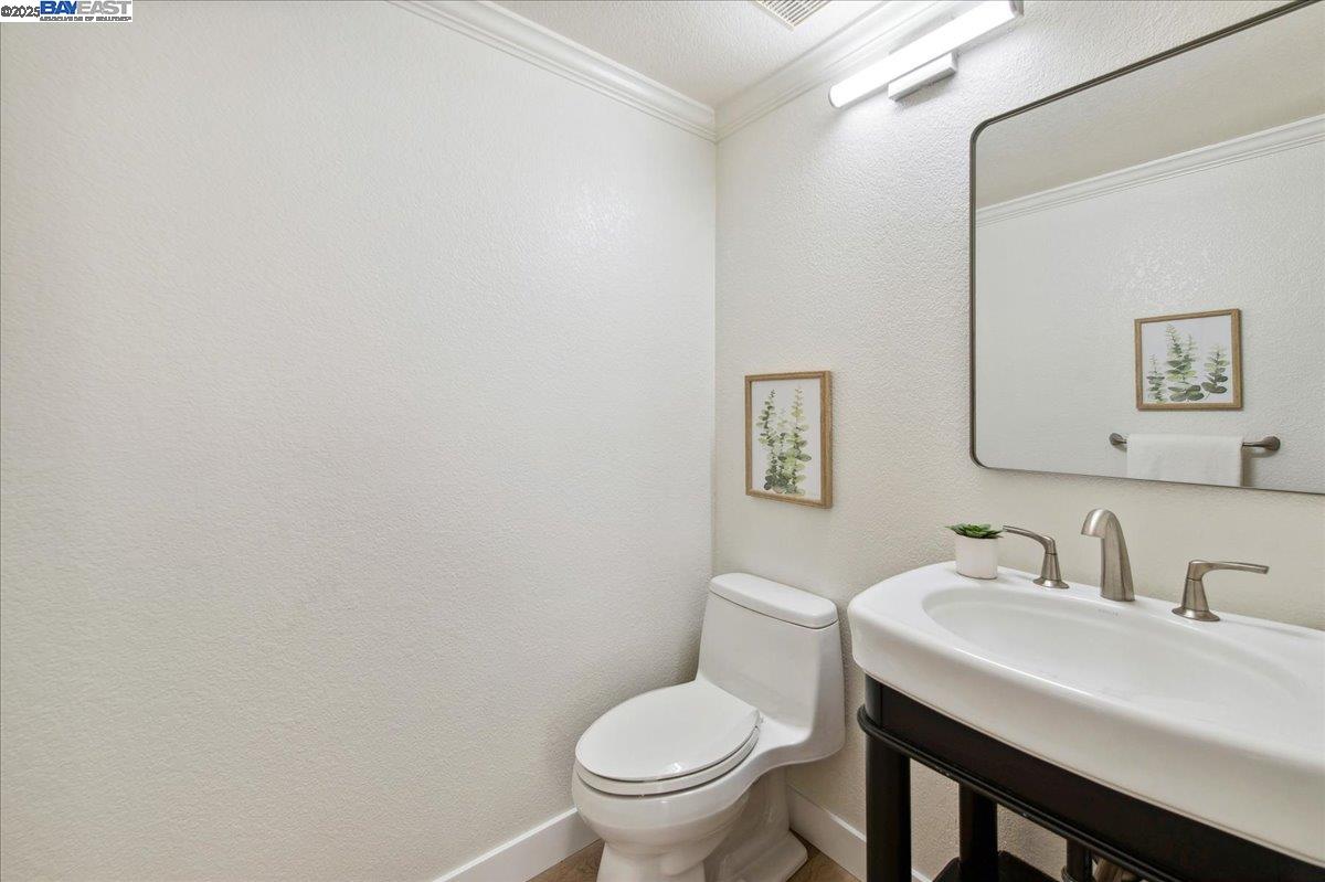 Detail Gallery Image 25 of 28 For 4149 Garibaldi Pl, Pleasanton,  CA 94566 - 3 Beds | 2/1 Baths