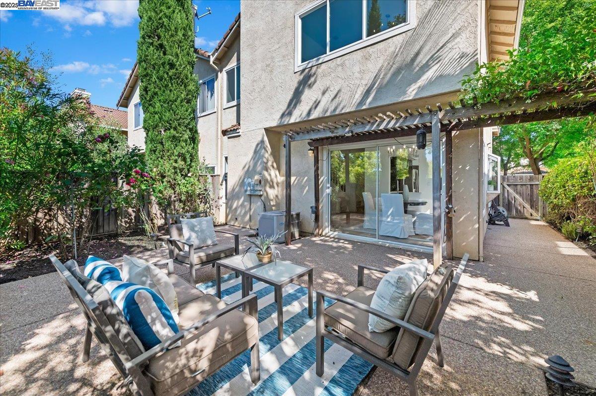 Detail Gallery Image 26 of 28 For 4149 Garibaldi Pl, Pleasanton,  CA 94566 - 3 Beds | 2/1 Baths