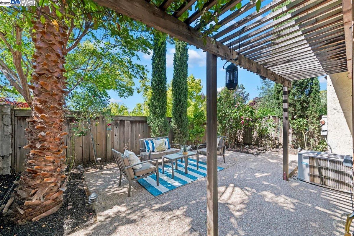 Detail Gallery Image 27 of 28 For 4149 Garibaldi Pl, Pleasanton,  CA 94566 - 3 Beds | 2/1 Baths