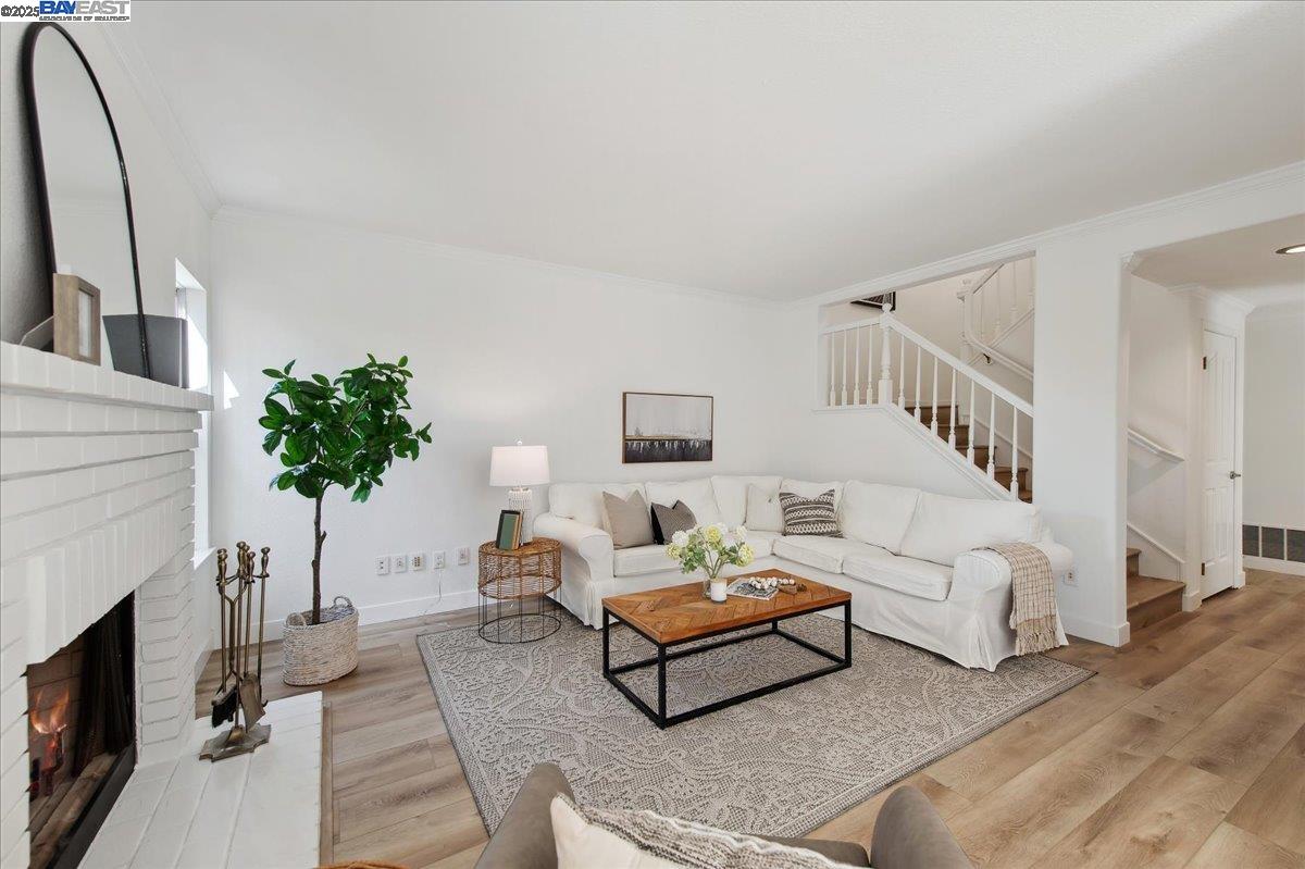 Detail Gallery Image 10 of 28 For 4149 Garibaldi Pl, Pleasanton,  CA 94566 - 3 Beds | 2/1 Baths