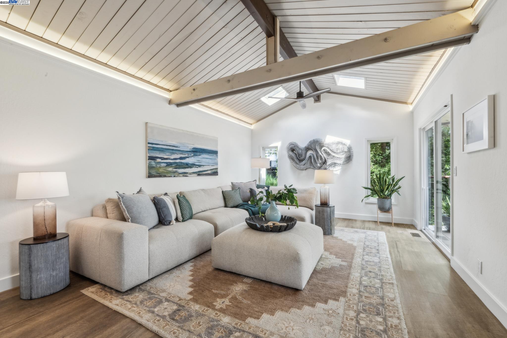 Detail Gallery Image 30 of 60 For 589 Tahos Road, Orinda,  CA 94563 - 4 Beds | 2/1 Baths