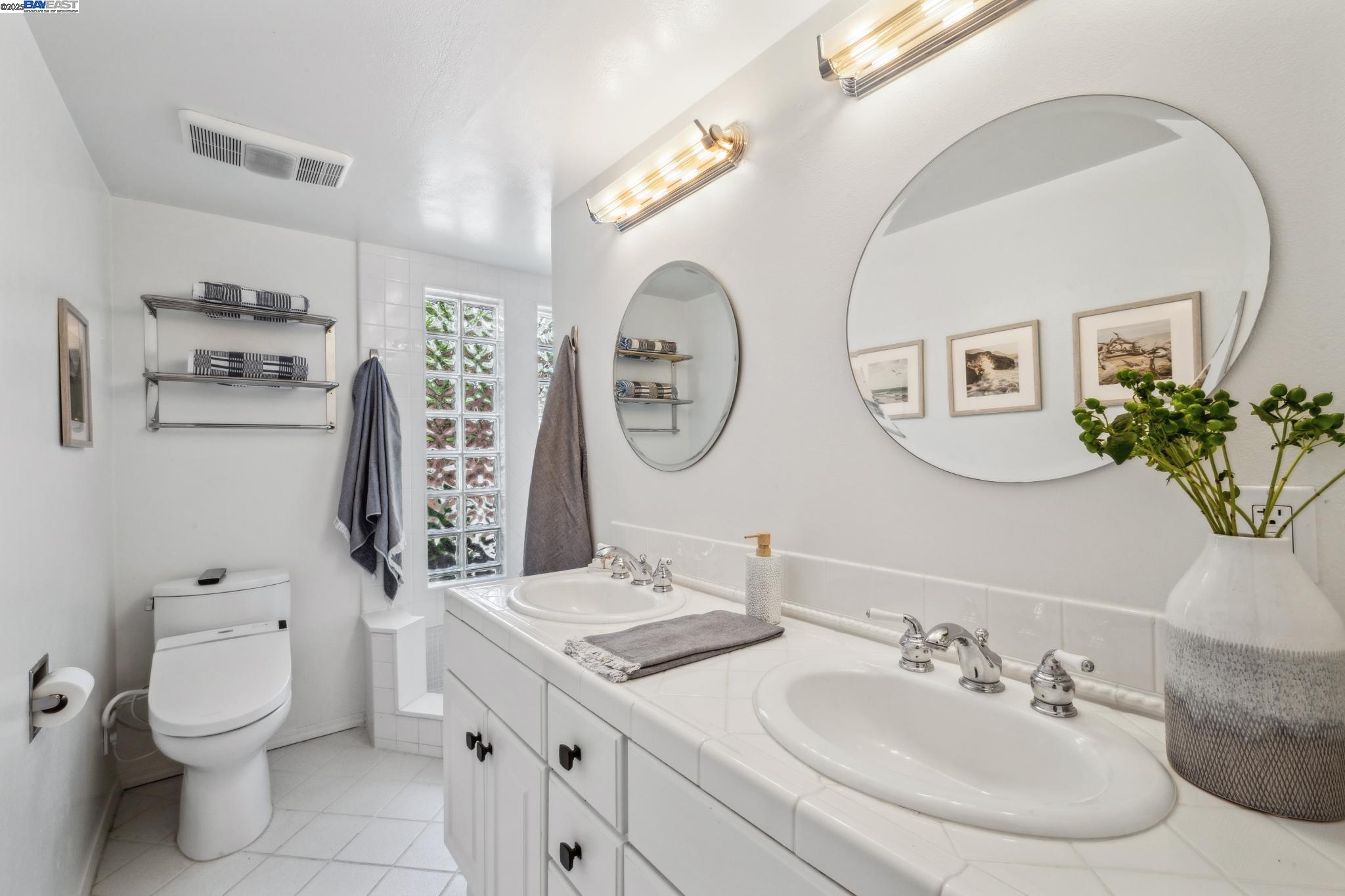 Detail Gallery Image 35 of 60 For 589 Tahos Road, Orinda,  CA 94563 - 4 Beds | 2/1 Baths