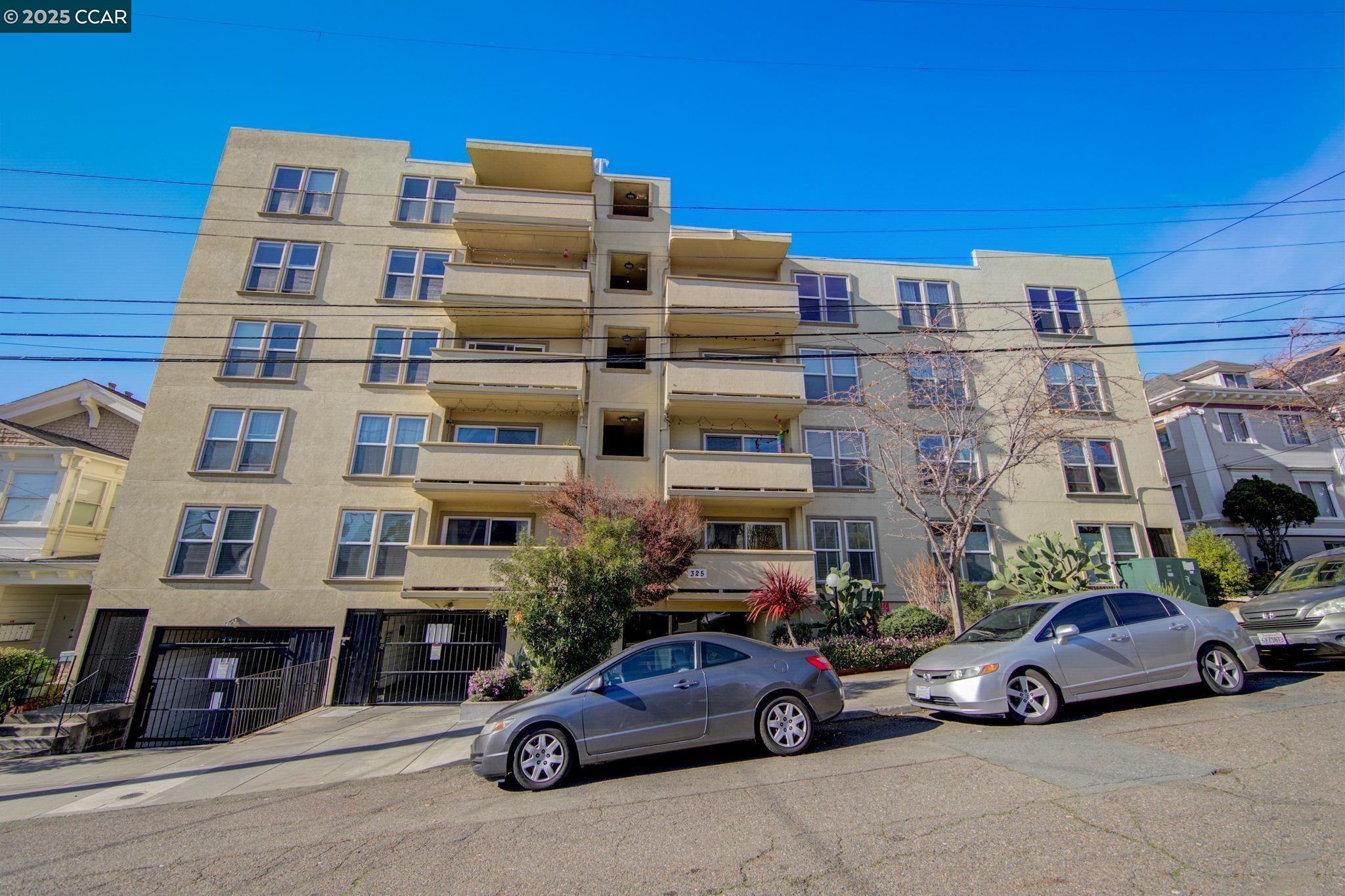 Detail Gallery Image 3 of 21 For 325 Lenox Ave #304,  Oakland,  CA 94610 - 1 Beds | 1 Baths