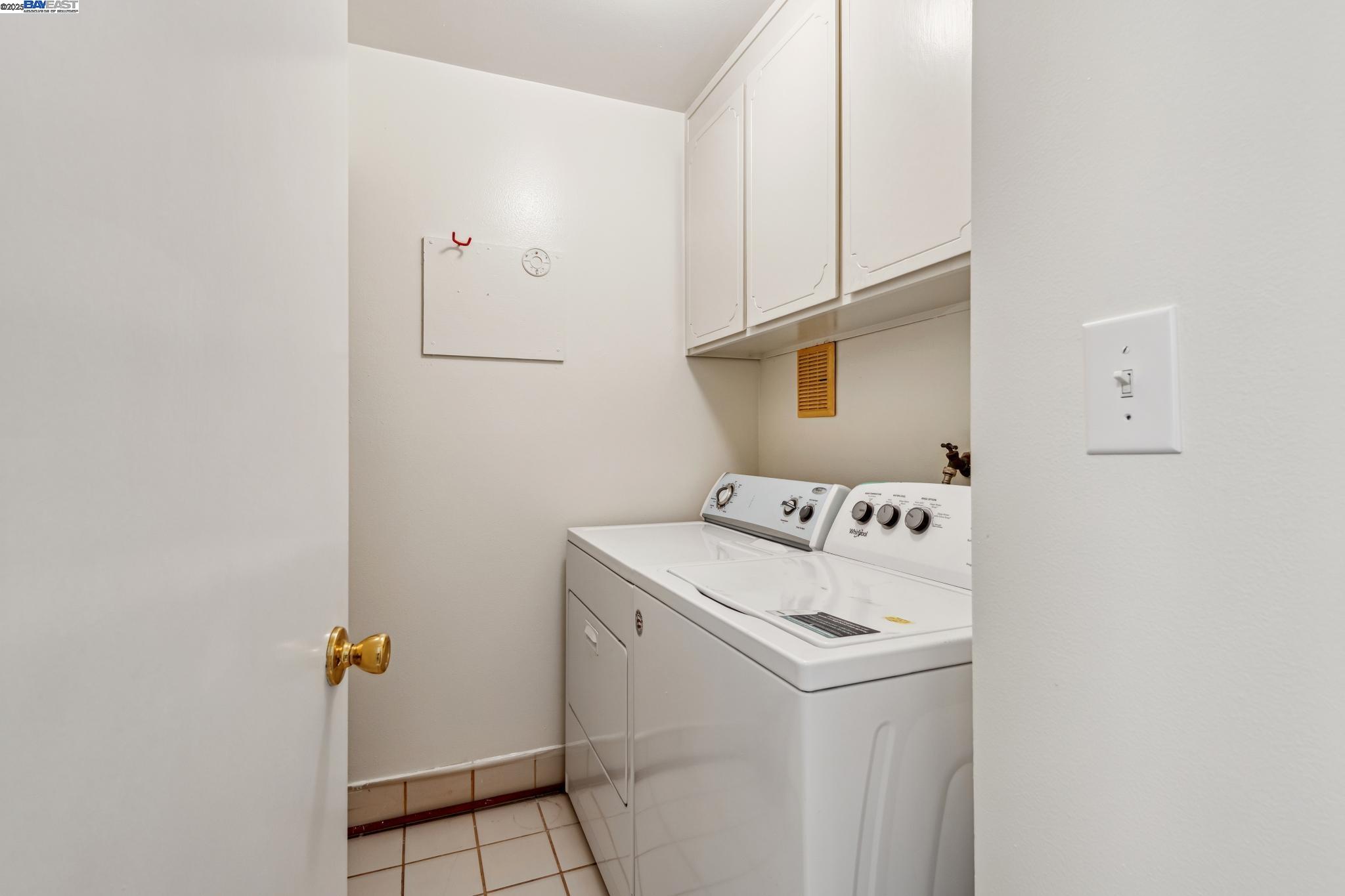 Detail Gallery Image 23 of 47 For 1142 Holly St, Alameda,  CA 94502 - 3 Beds | 2/1 Baths