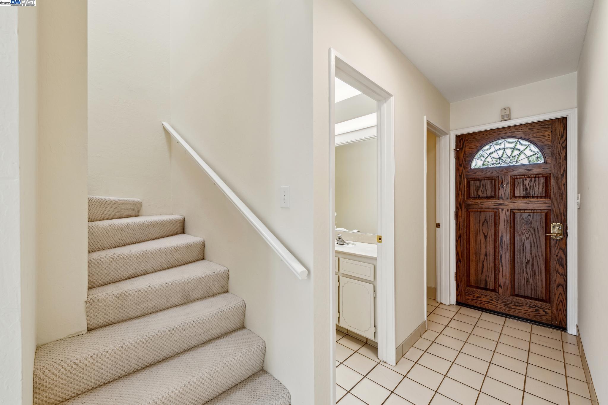 Detail Gallery Image 24 of 47 For 1142 Holly St, Alameda,  CA 94502 - 3 Beds | 2/1 Baths