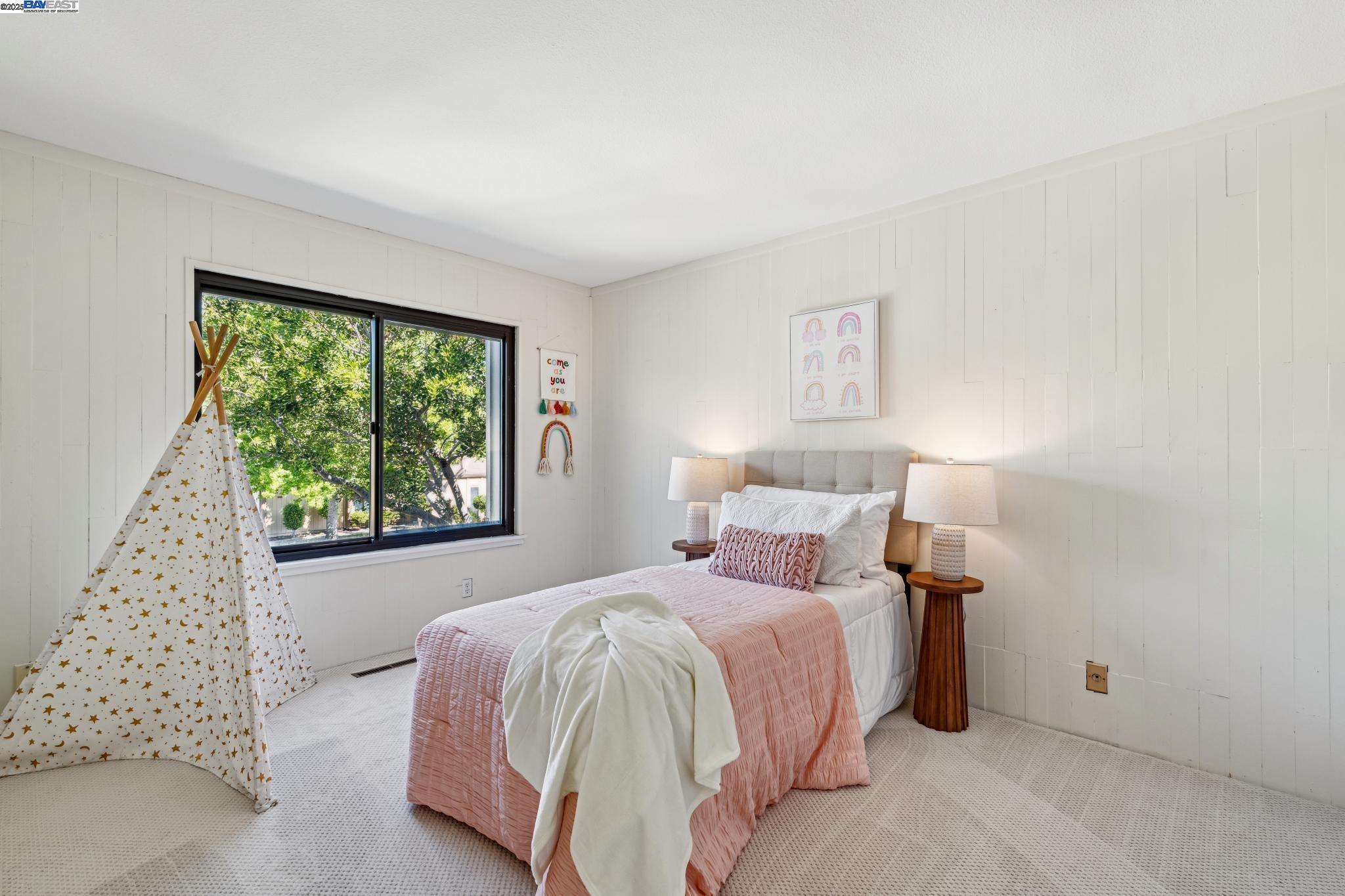 Detail Gallery Image 26 of 47 For 1142 Holly St, Alameda,  CA 94502 - 3 Beds | 2/1 Baths