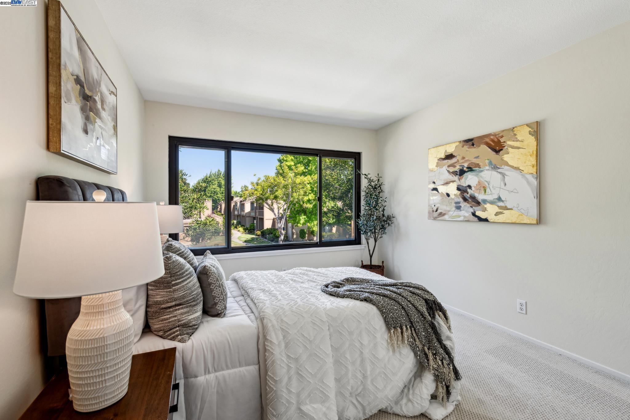 Detail Gallery Image 30 of 47 For 1142 Holly St, Alameda,  CA 94502 - 3 Beds | 2/1 Baths
