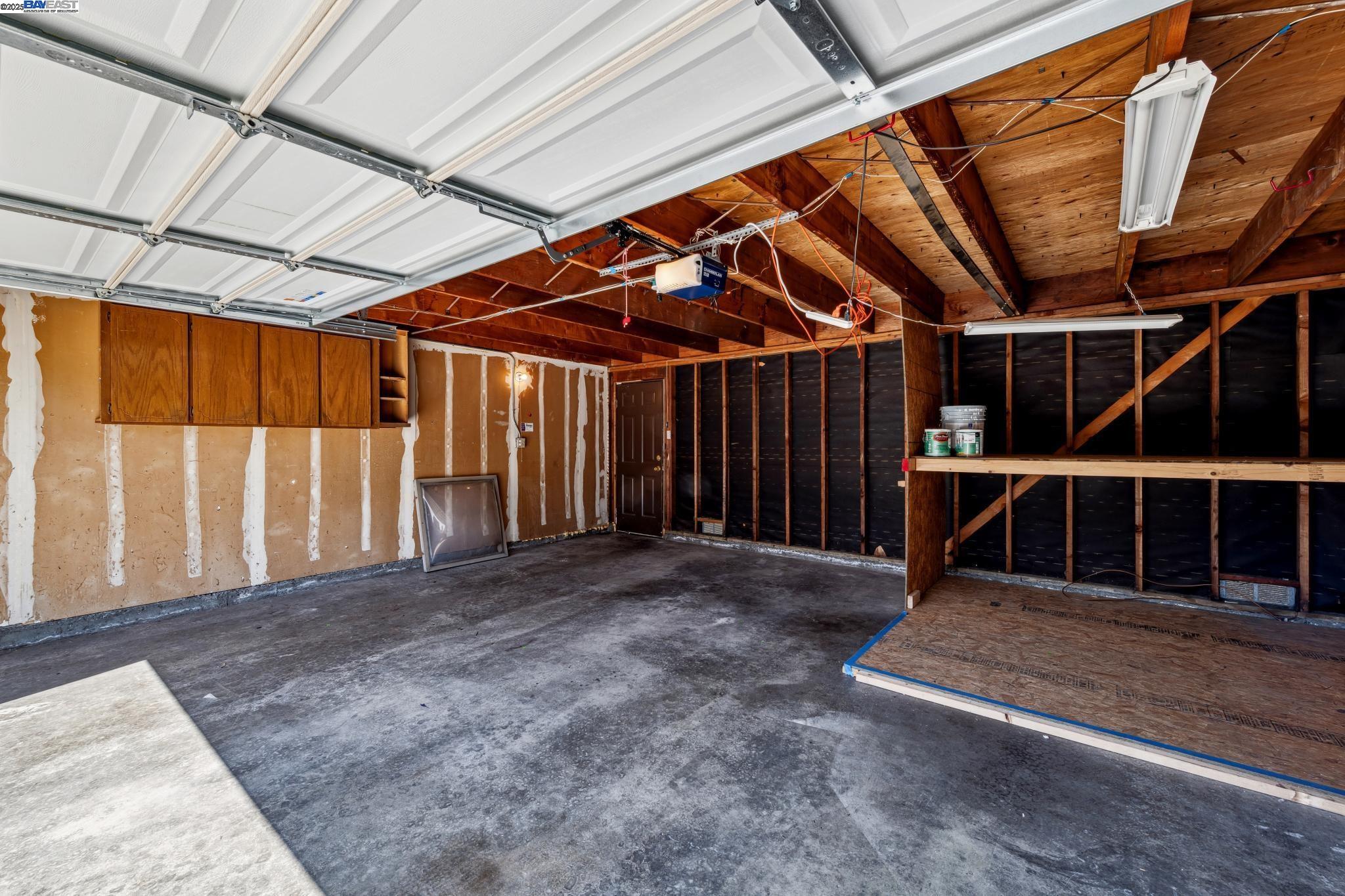 Detail Gallery Image 42 of 47 For 1142 Holly St, Alameda,  CA 94502 - 3 Beds | 2/1 Baths