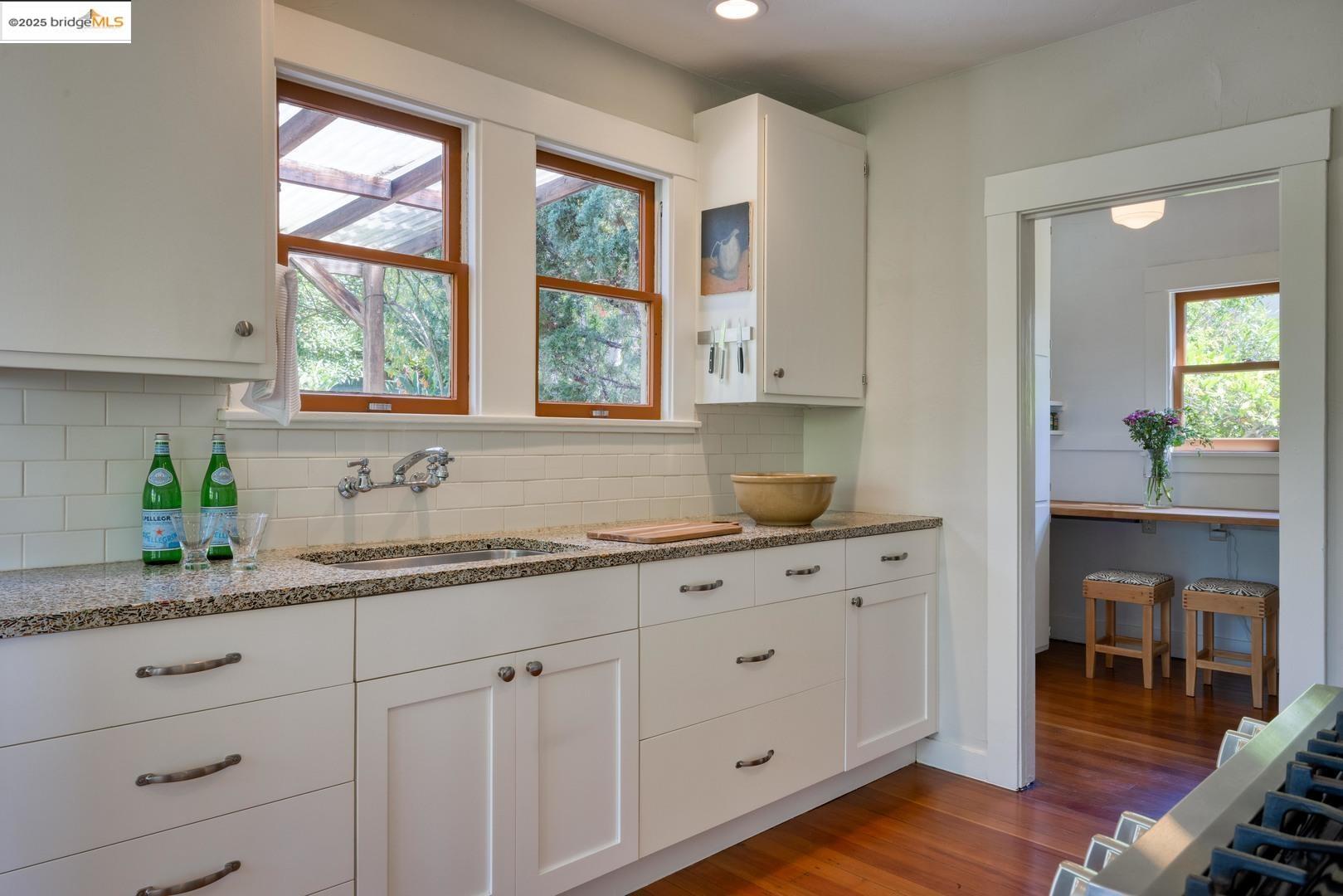 Detail Gallery Image 11 of 34 For 2901 Monticello Ave, Oakland,  CA 94619 - 2 Beds | 1 Baths
