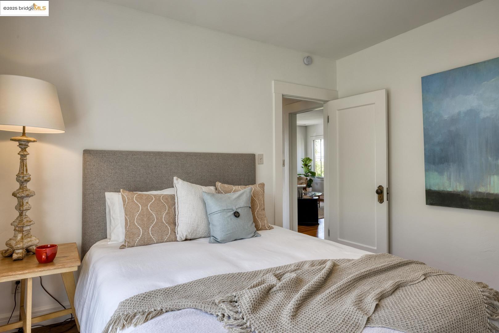 Detail Gallery Image 18 of 34 For 2901 Monticello Ave, Oakland,  CA 94619 - 2 Beds | 1 Baths