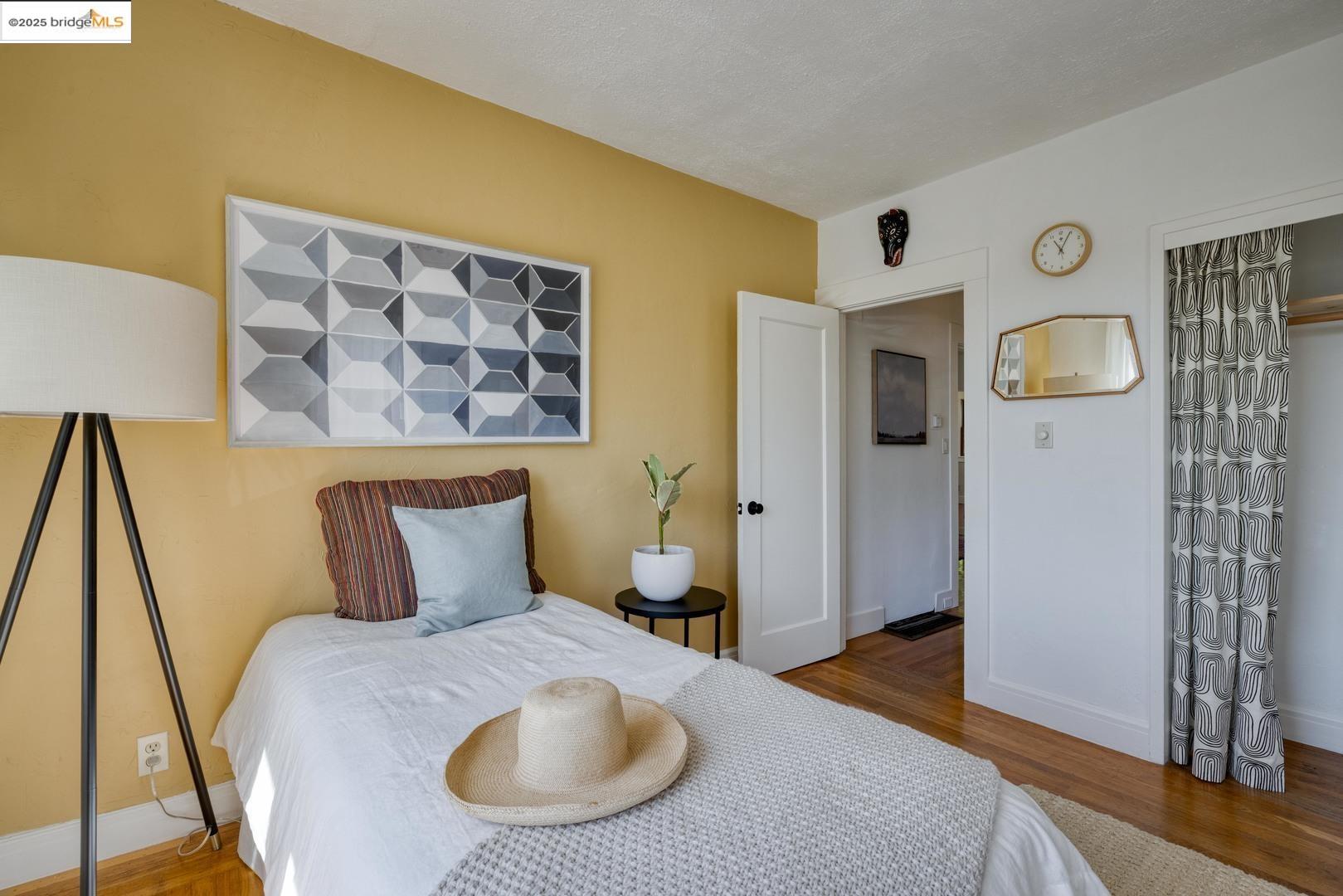 Detail Gallery Image 20 of 34 For 2901 Monticello Ave, Oakland,  CA 94619 - 2 Beds | 1 Baths