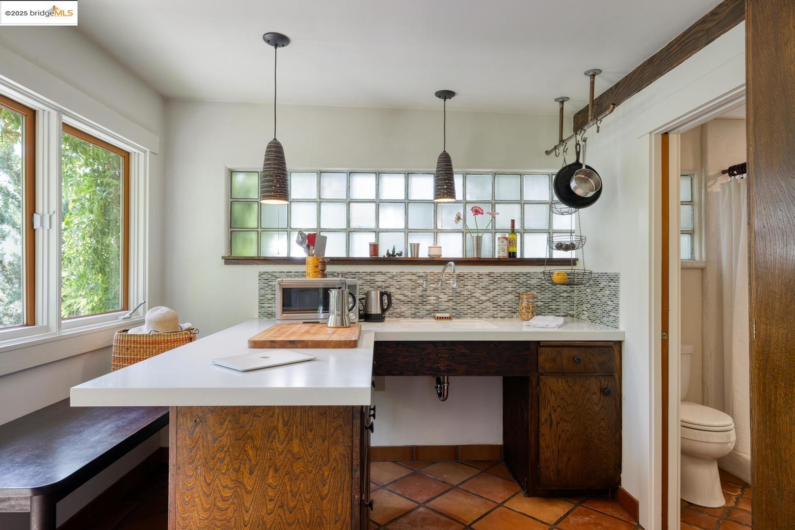 Detail Gallery Image 23 of 34 For 2901 Monticello Ave, Oakland,  CA 94619 - 2 Beds | 1 Baths