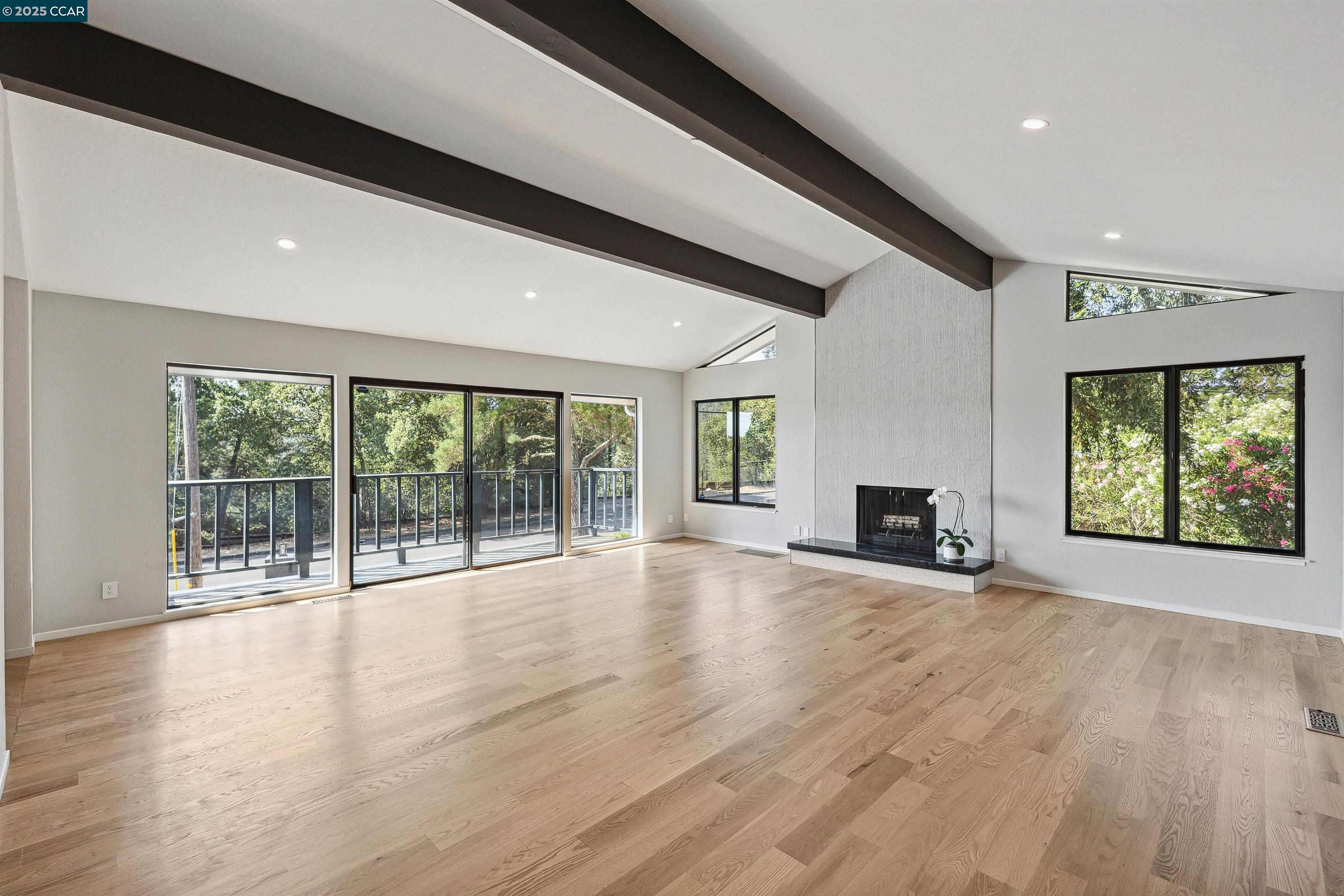 Detail Gallery Image 1 of 31 For 4104 El Nido Ranch Rd, Lafayette,  CA 94549 - 5 Beds | 3 Baths