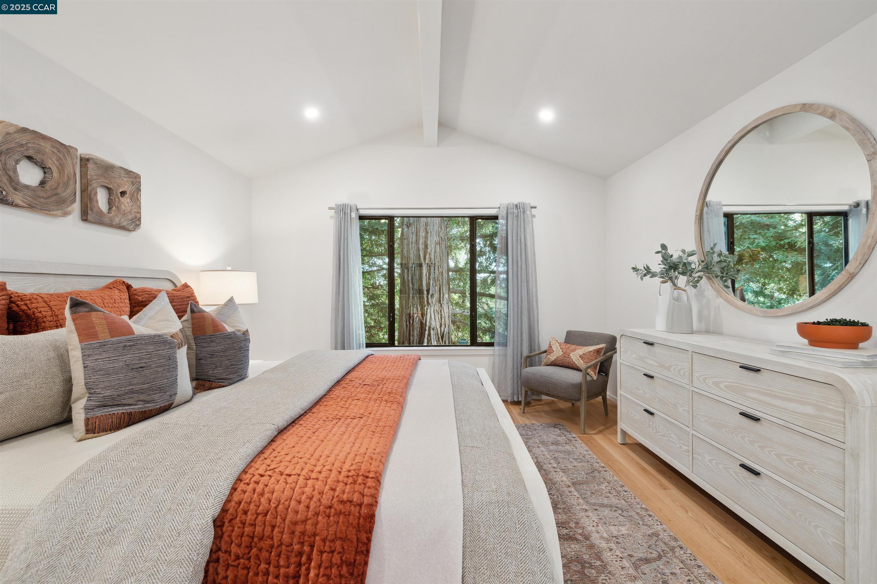 Detail Gallery Image 13 of 31 For 4104 El Nido Ranch Rd, Lafayette,  CA 94549 - 5 Beds | 3 Baths