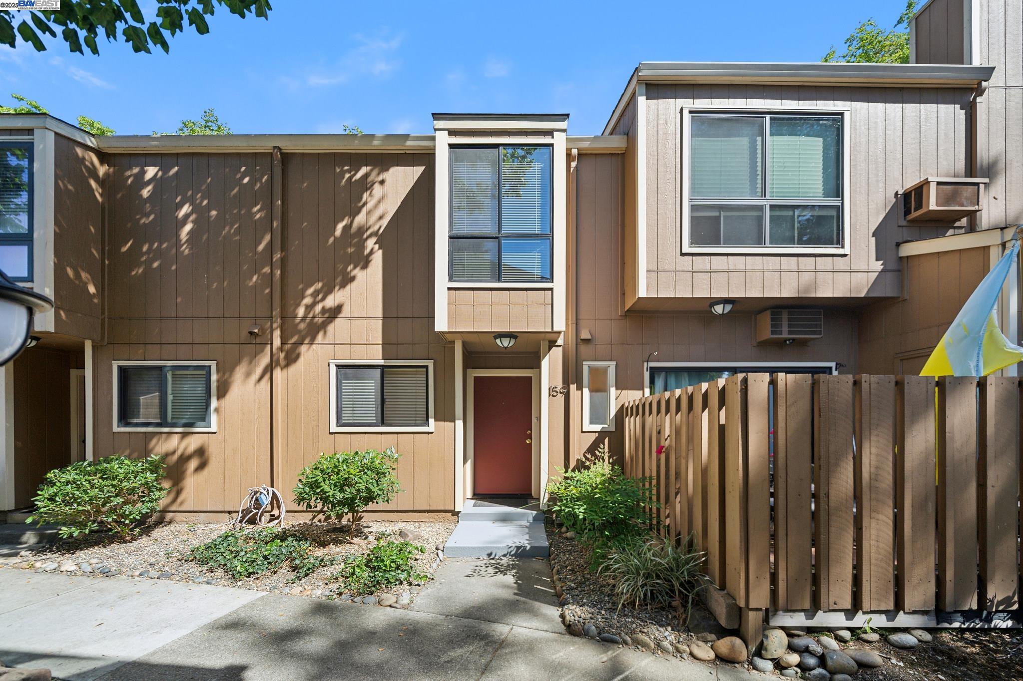 Detail Gallery Image 1 of 32 For 8985 Alcosta Blvd #159,  San Ramon,  CA 94583 - 2 Beds | 2/1 Baths