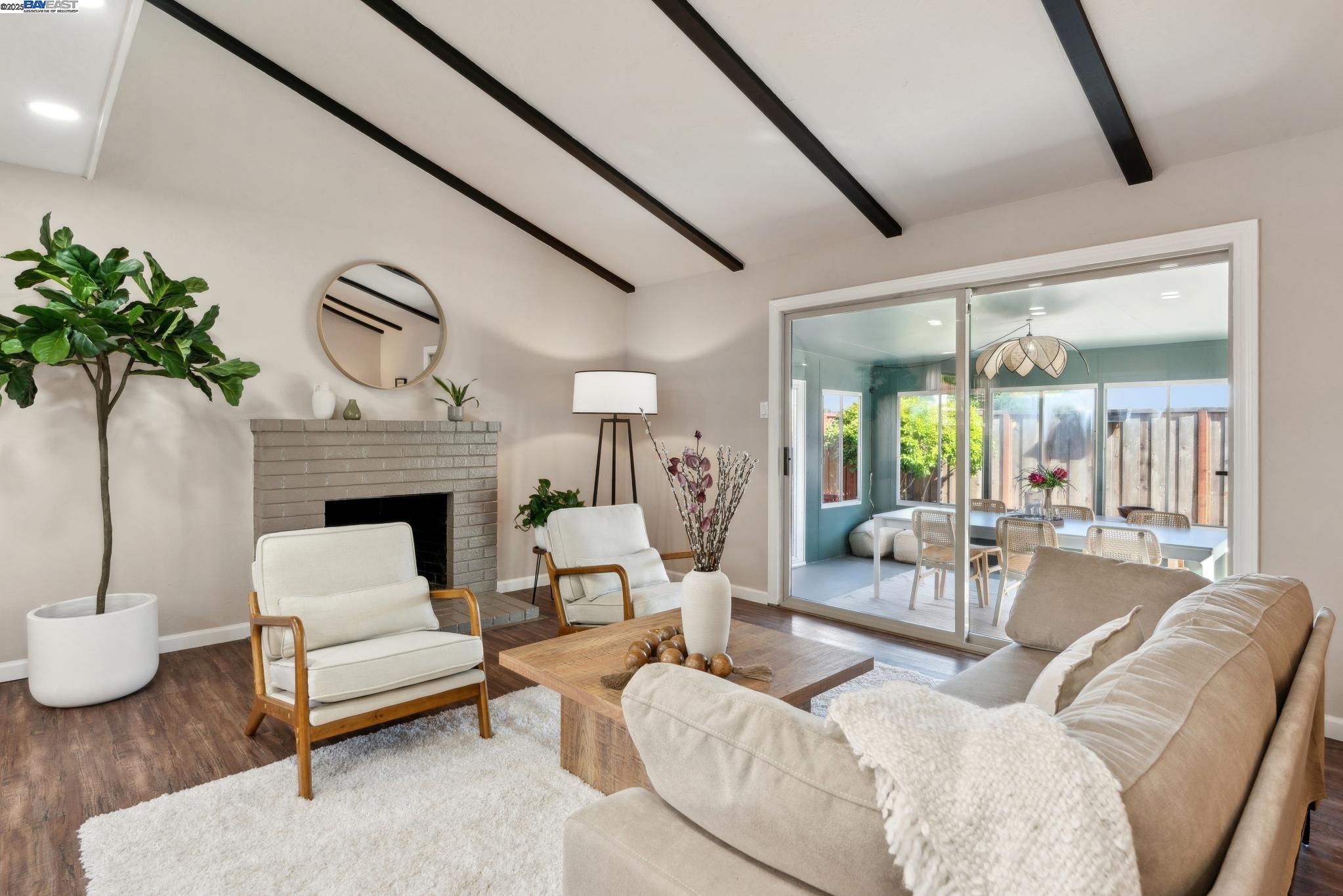 Detail Gallery Image 11 of 55 For 1958 Vining Dr, San Leandro,  CA 94579 - 3 Beds | 2 Baths