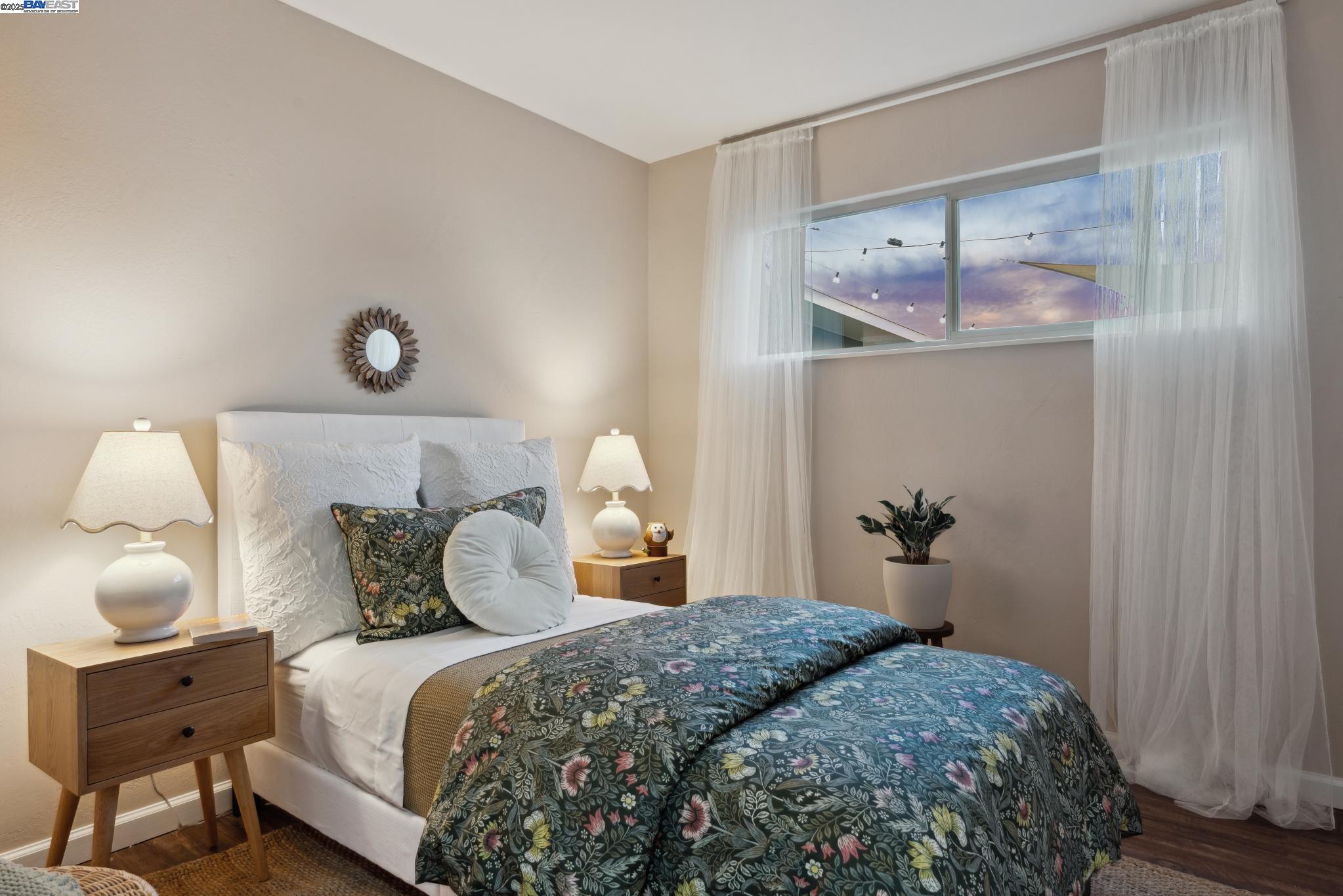 Detail Gallery Image 26 of 55 For 1958 Vining Dr, San Leandro,  CA 94579 - 3 Beds | 2 Baths
