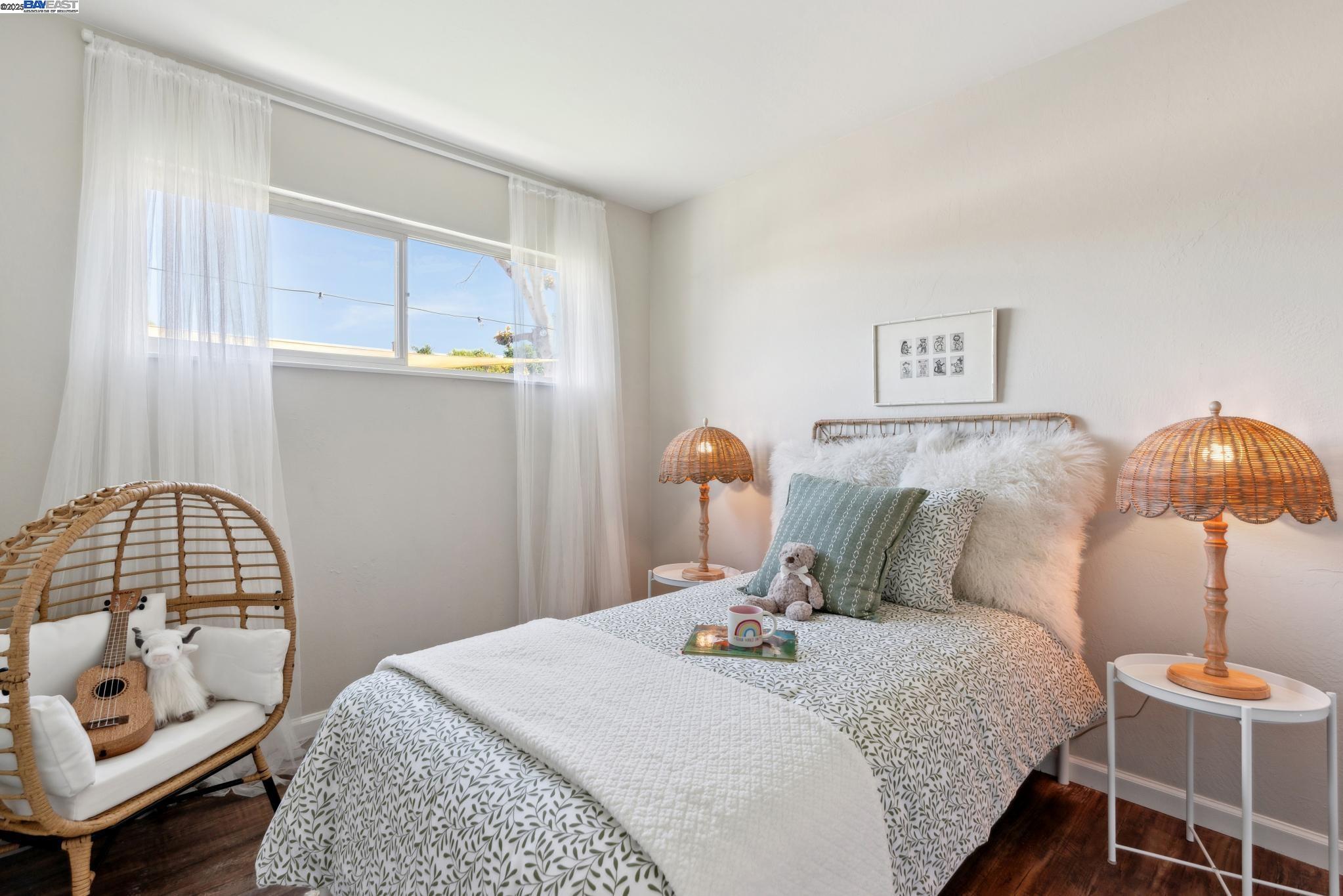 Detail Gallery Image 28 of 55 For 1958 Vining Dr, San Leandro,  CA 94579 - 3 Beds | 2 Baths