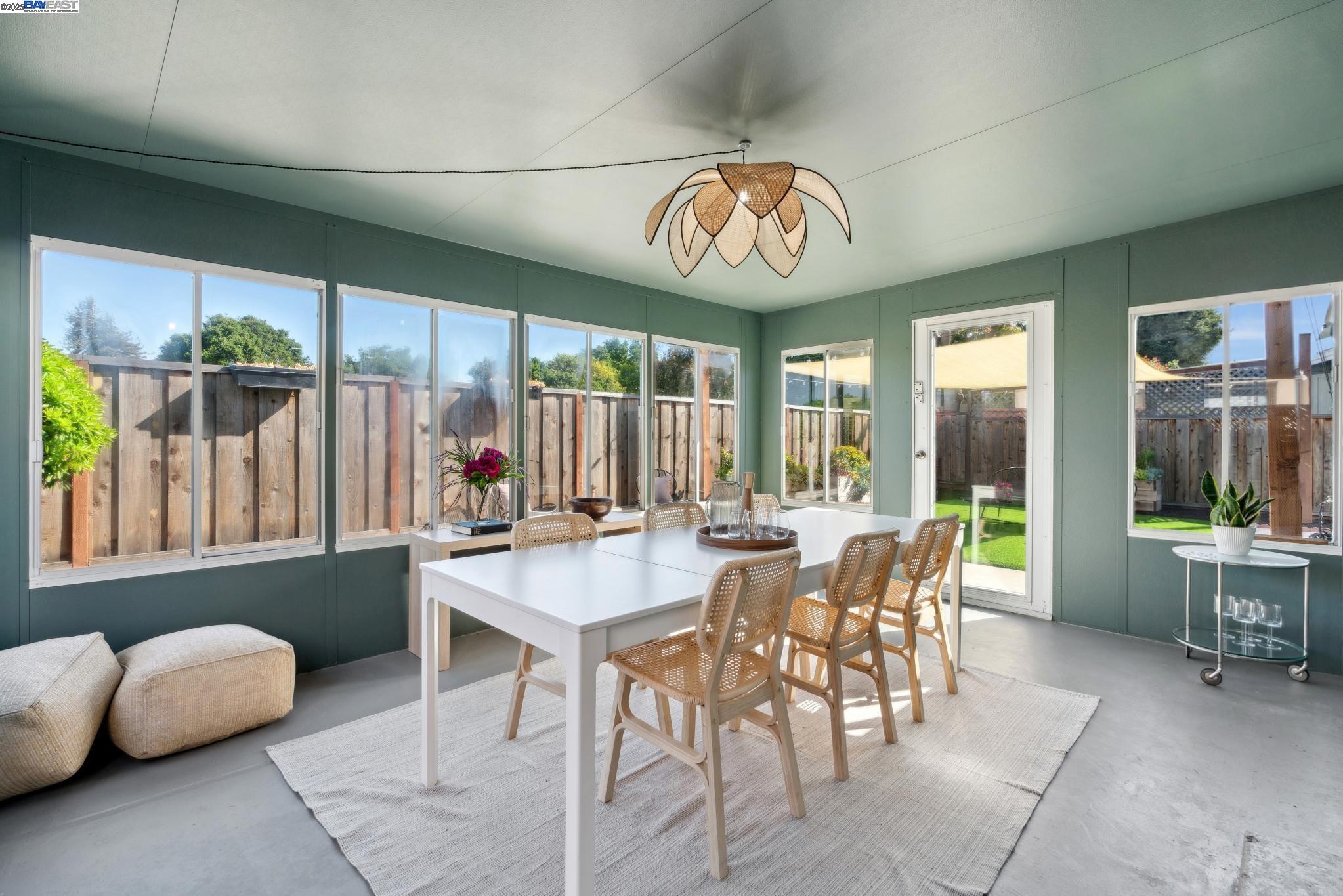 Detail Gallery Image 35 of 55 For 1958 Vining Dr, San Leandro,  CA 94579 - 3 Beds | 2 Baths
