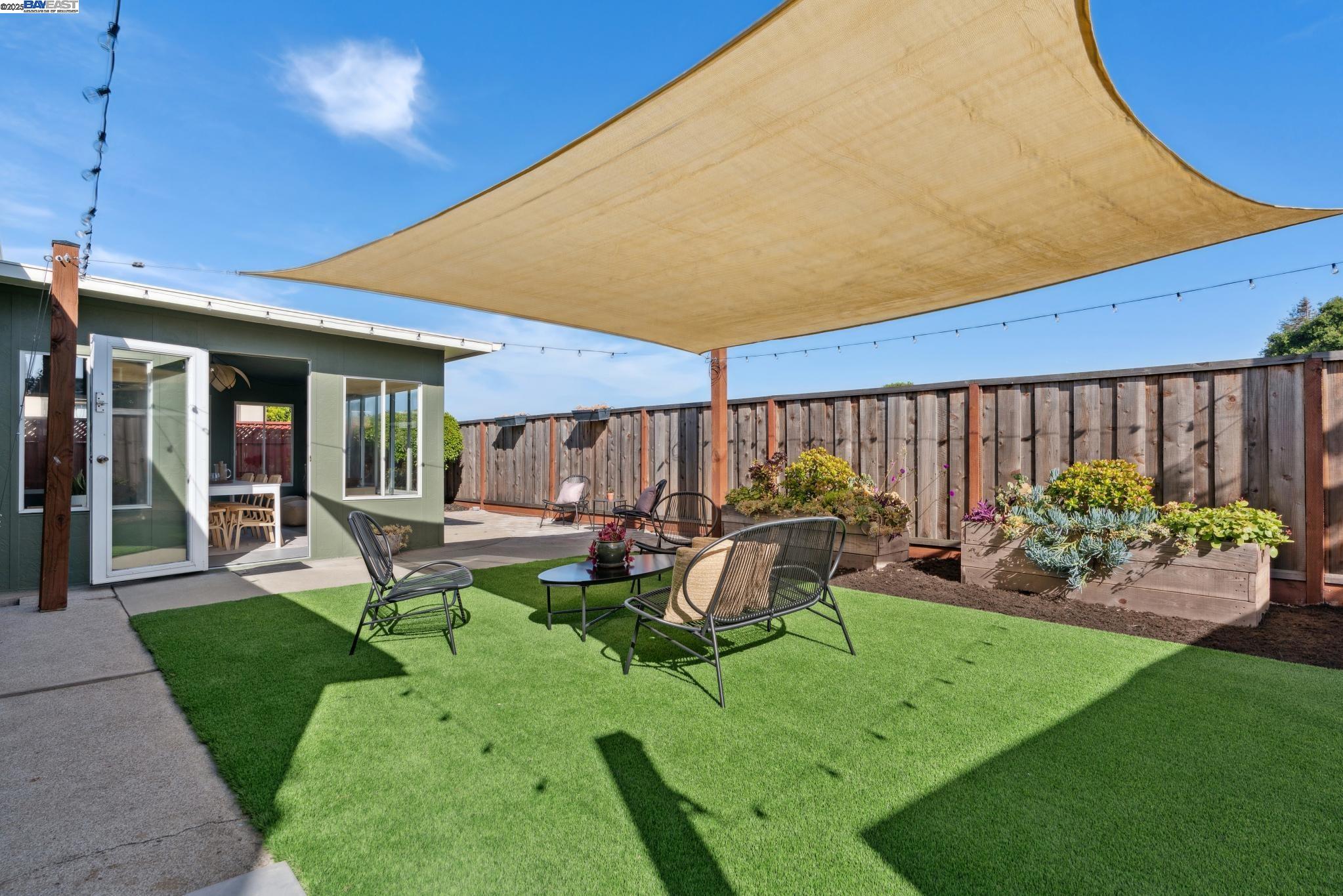 Detail Gallery Image 42 of 55 For 1958 Vining Dr, San Leandro,  CA 94579 - 3 Beds | 2 Baths