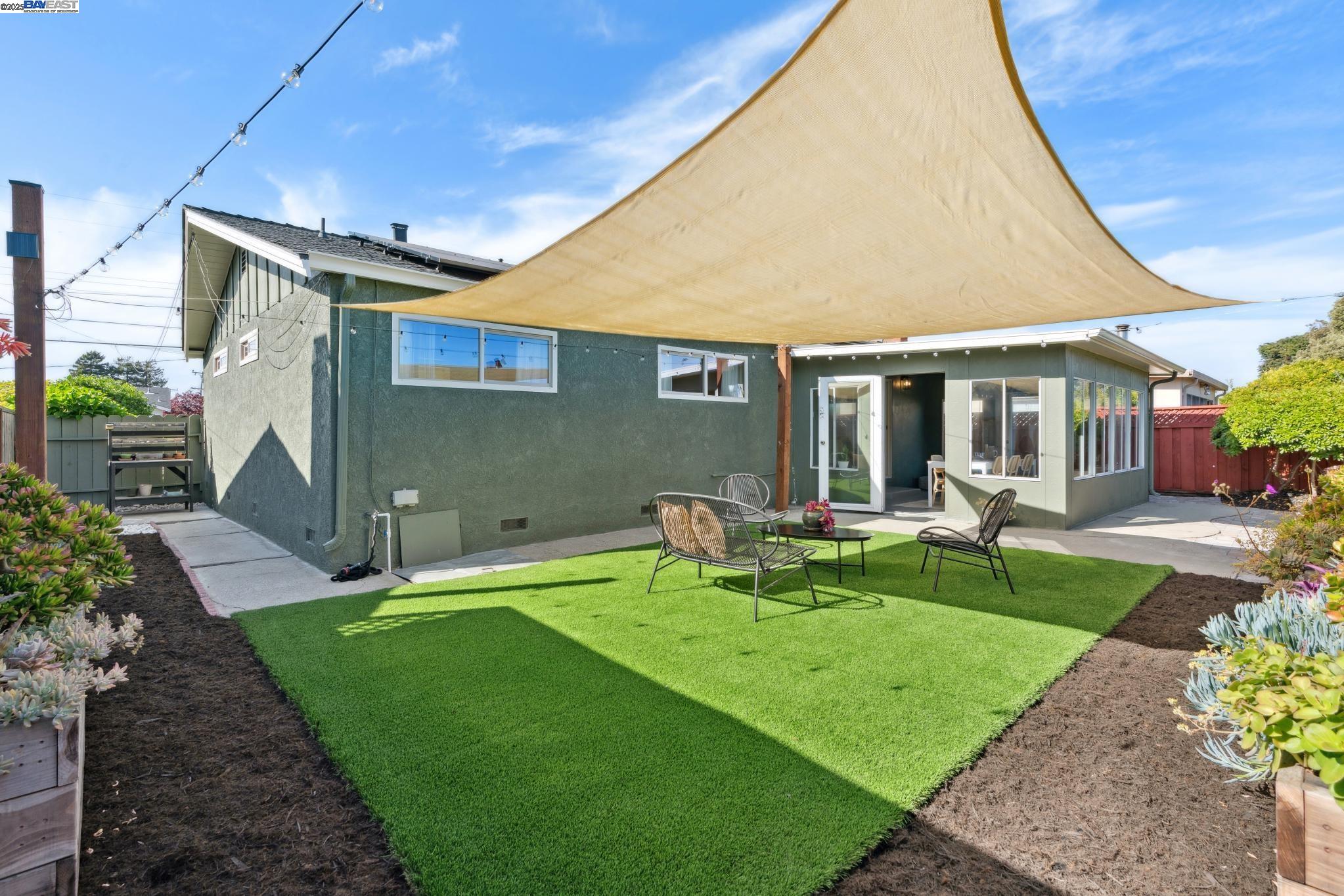 Detail Gallery Image 45 of 55 For 1958 Vining Dr, San Leandro,  CA 94579 - 3 Beds | 2 Baths